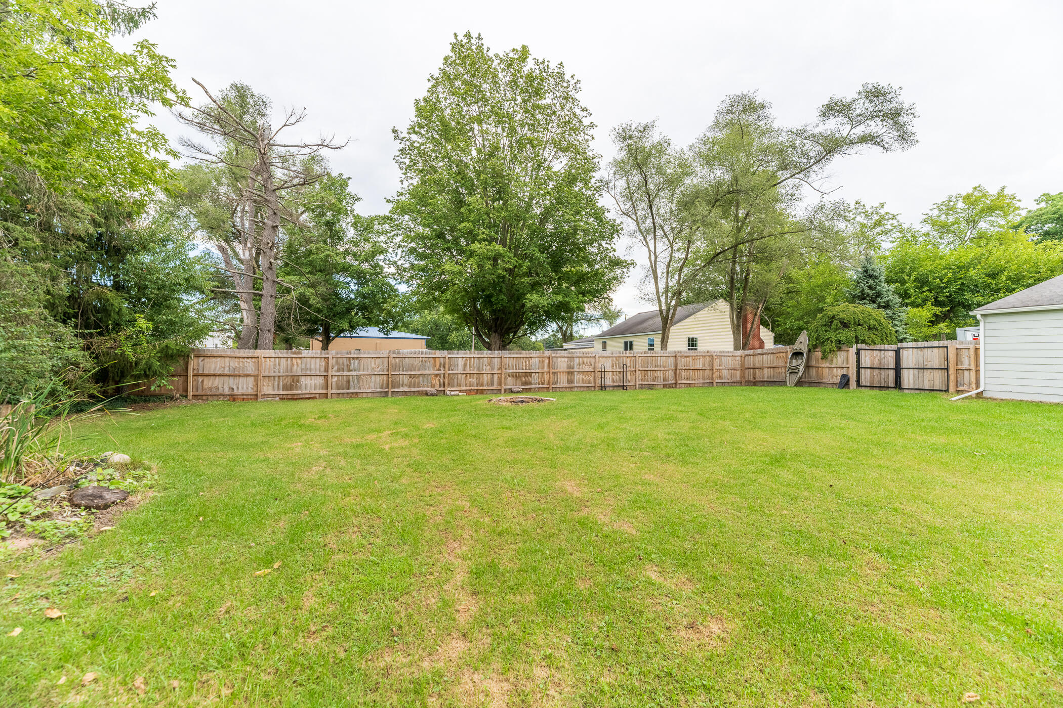 6922 Lovers Lane Portage MI 49002