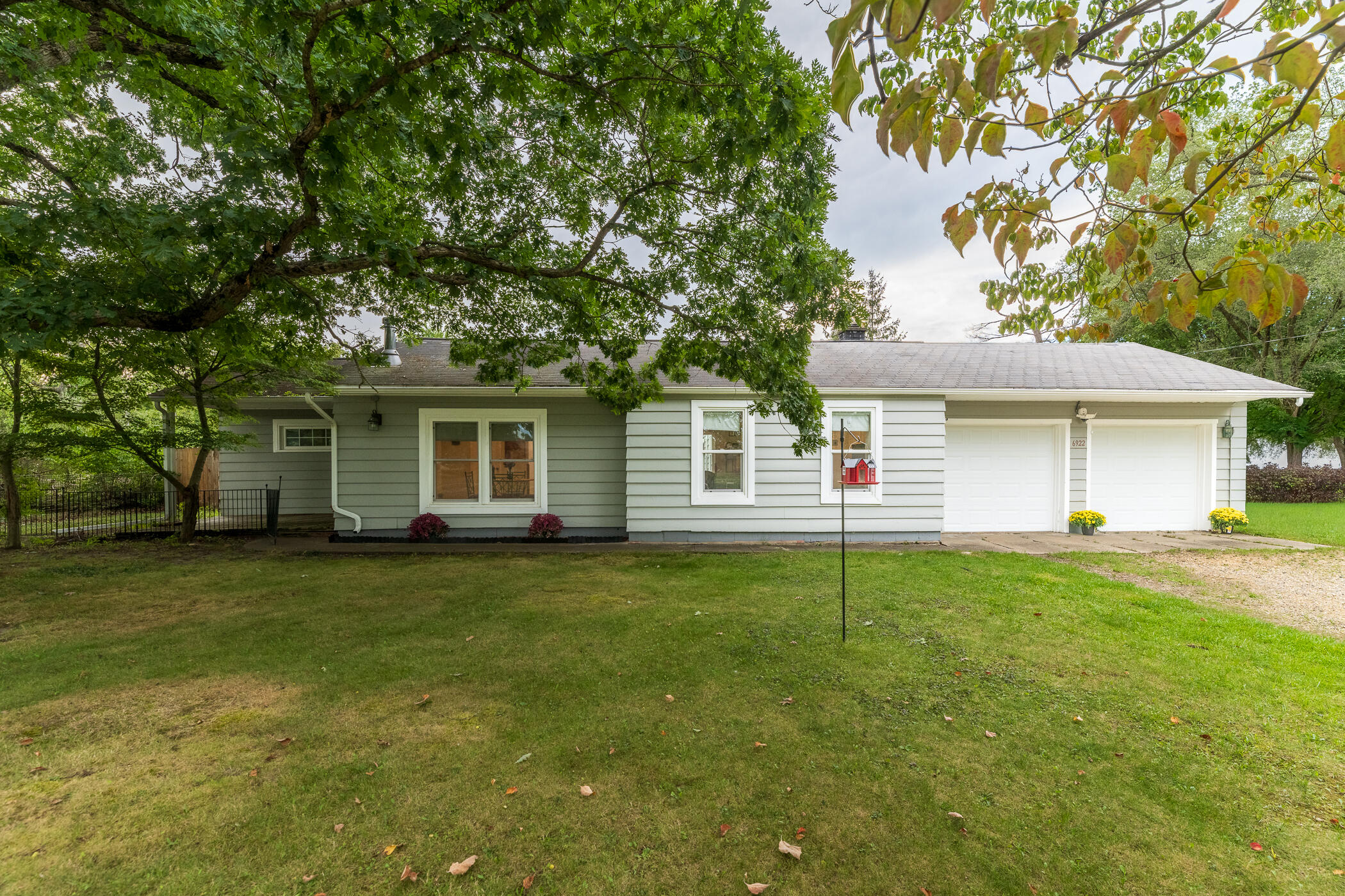 6922 Lovers Lane Portage MI 49002