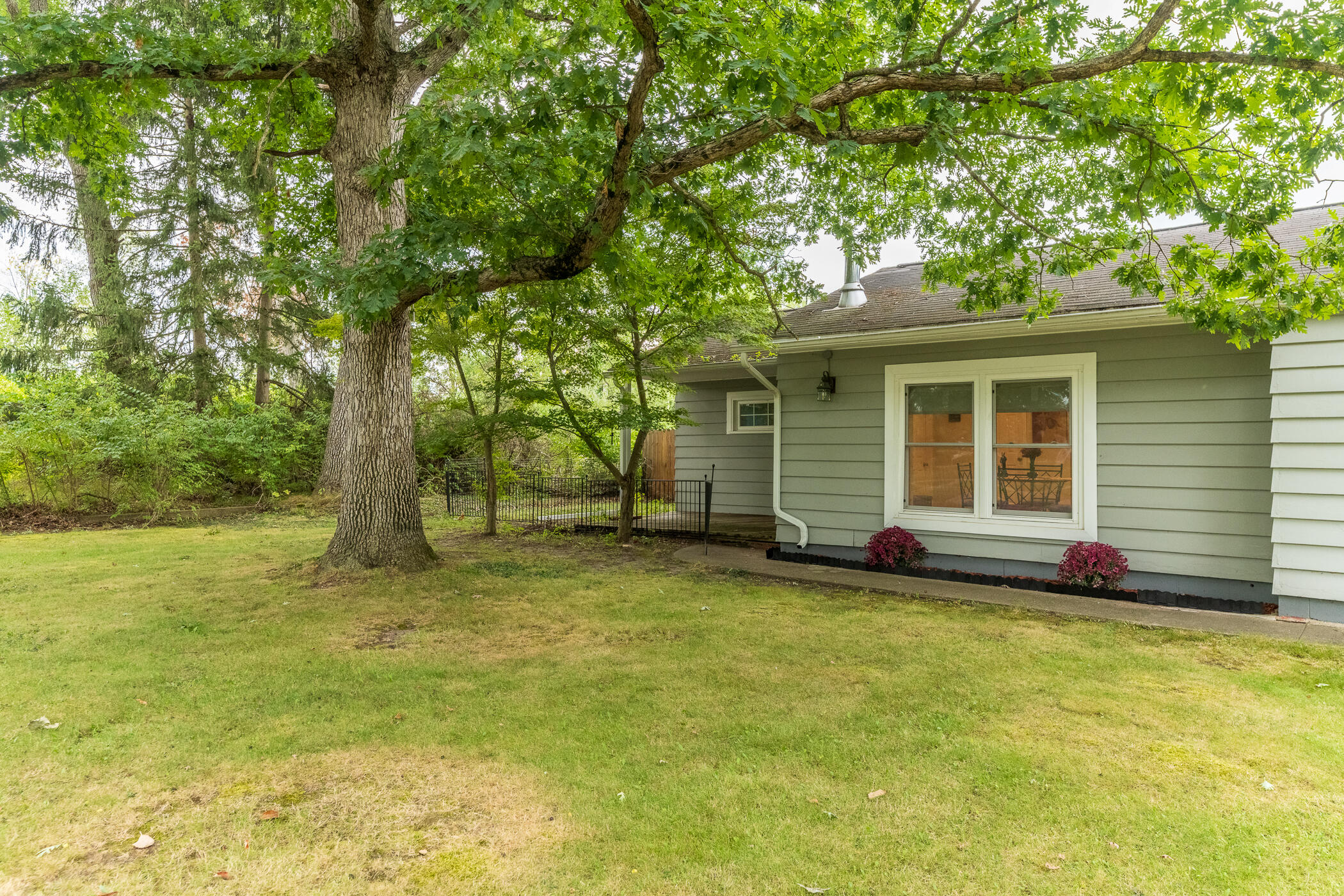 6922 Lovers Lane Portage MI 49002