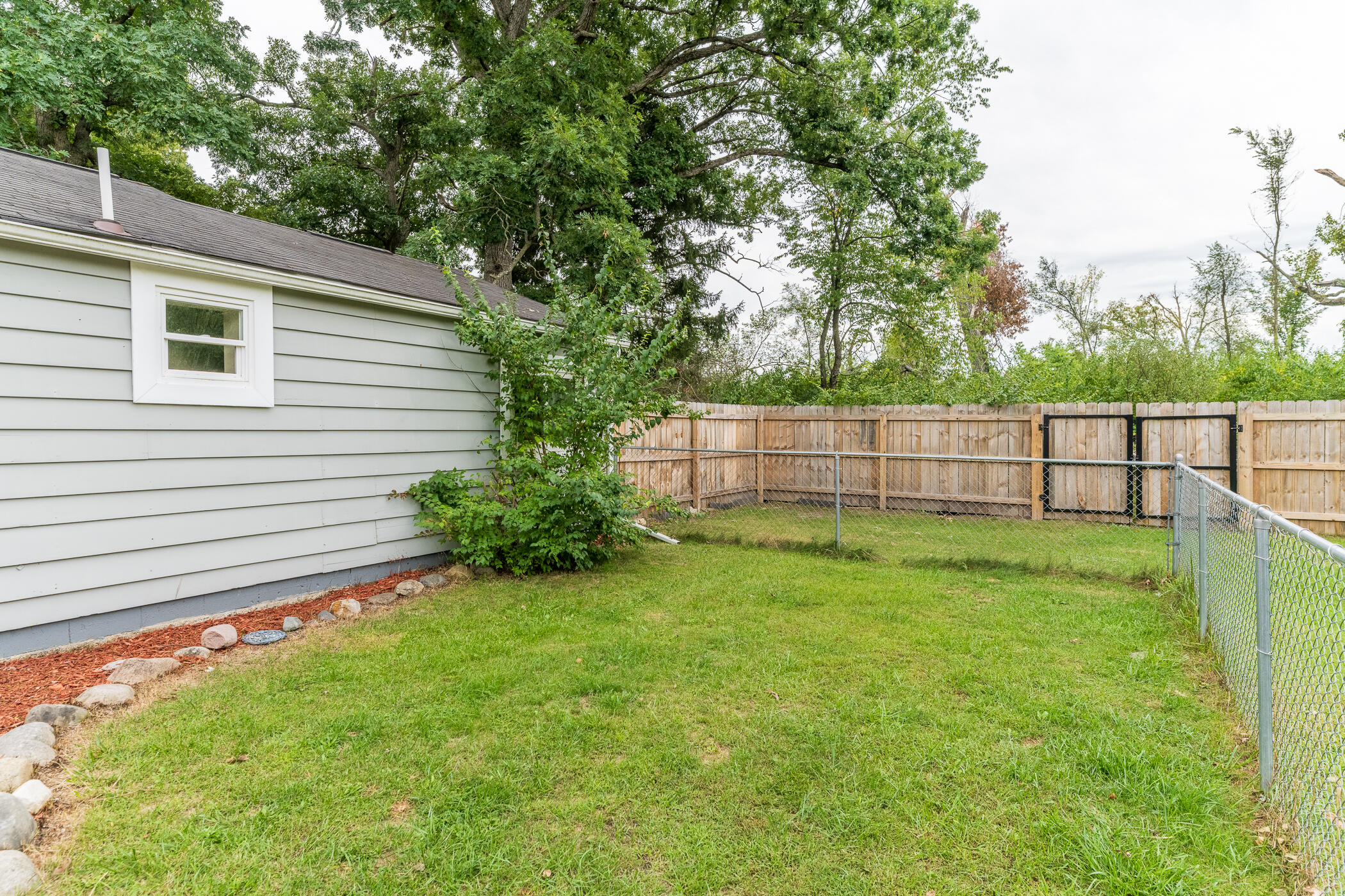 6922 Lovers Lane Portage MI 49002