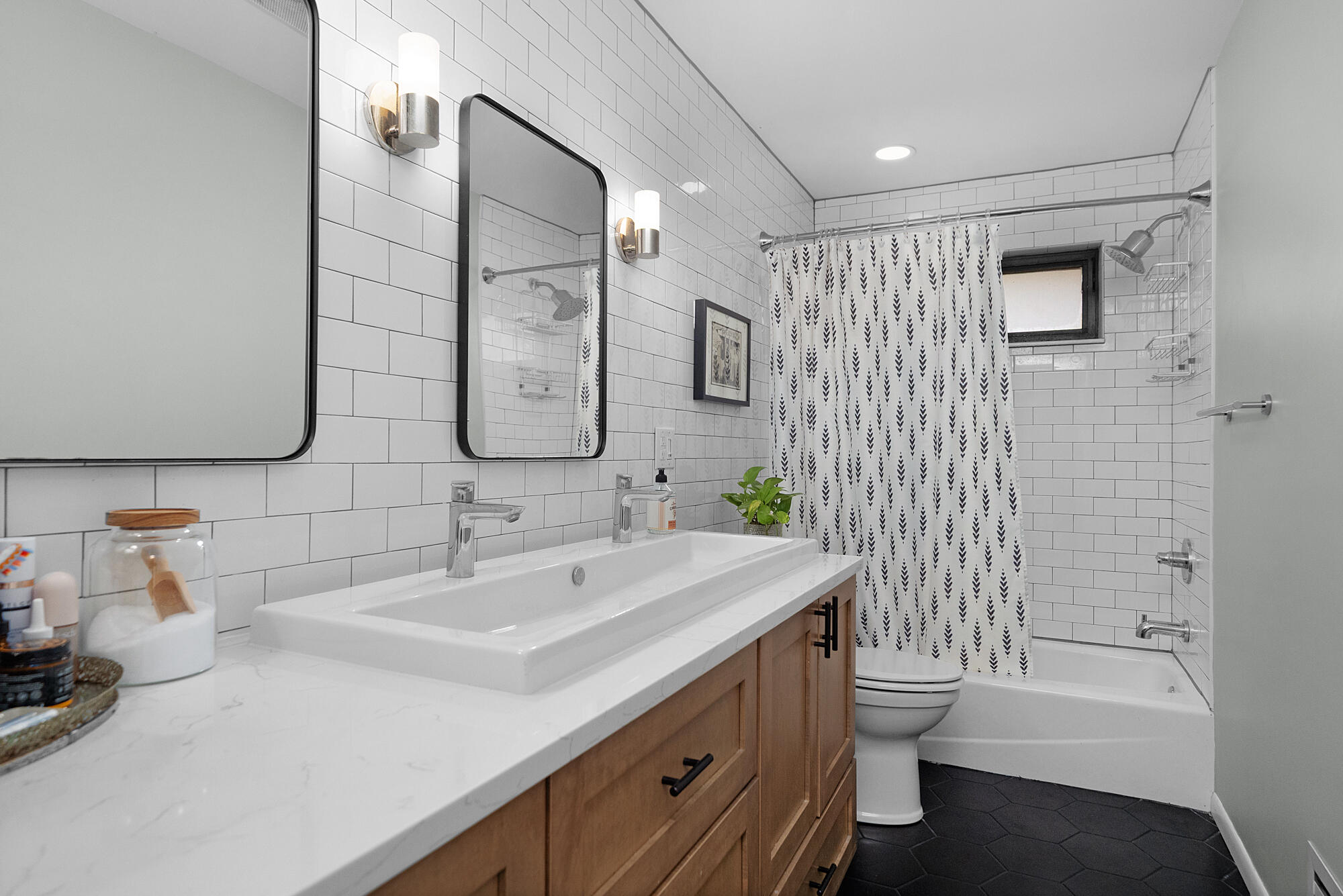 1353 Pinecrest Avenue SE East Grand Rapids MI 49506