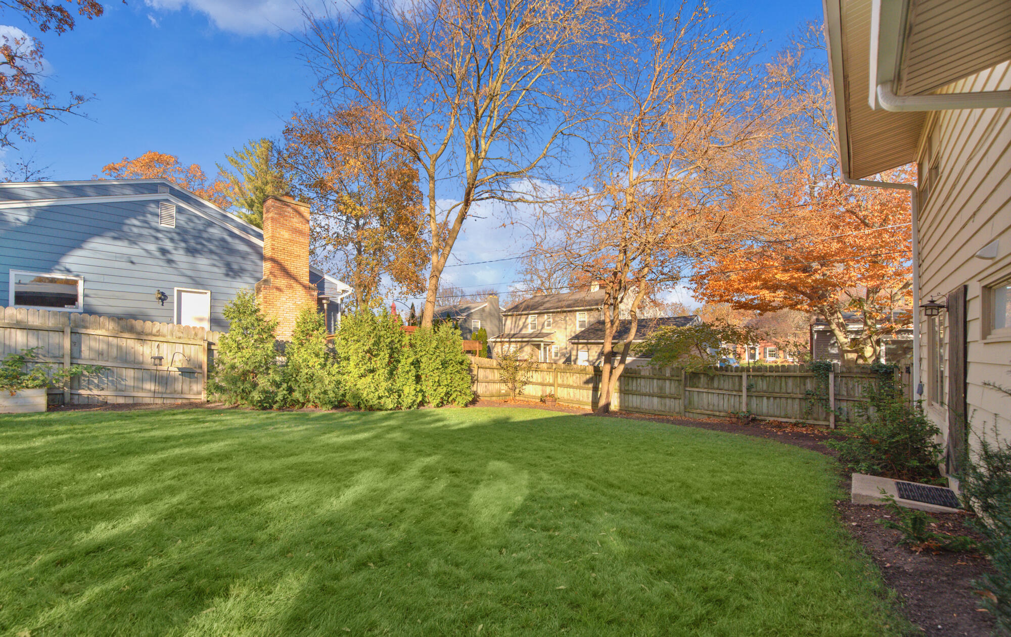 1353 Pinecrest Avenue SE East Grand Rapids MI 49506