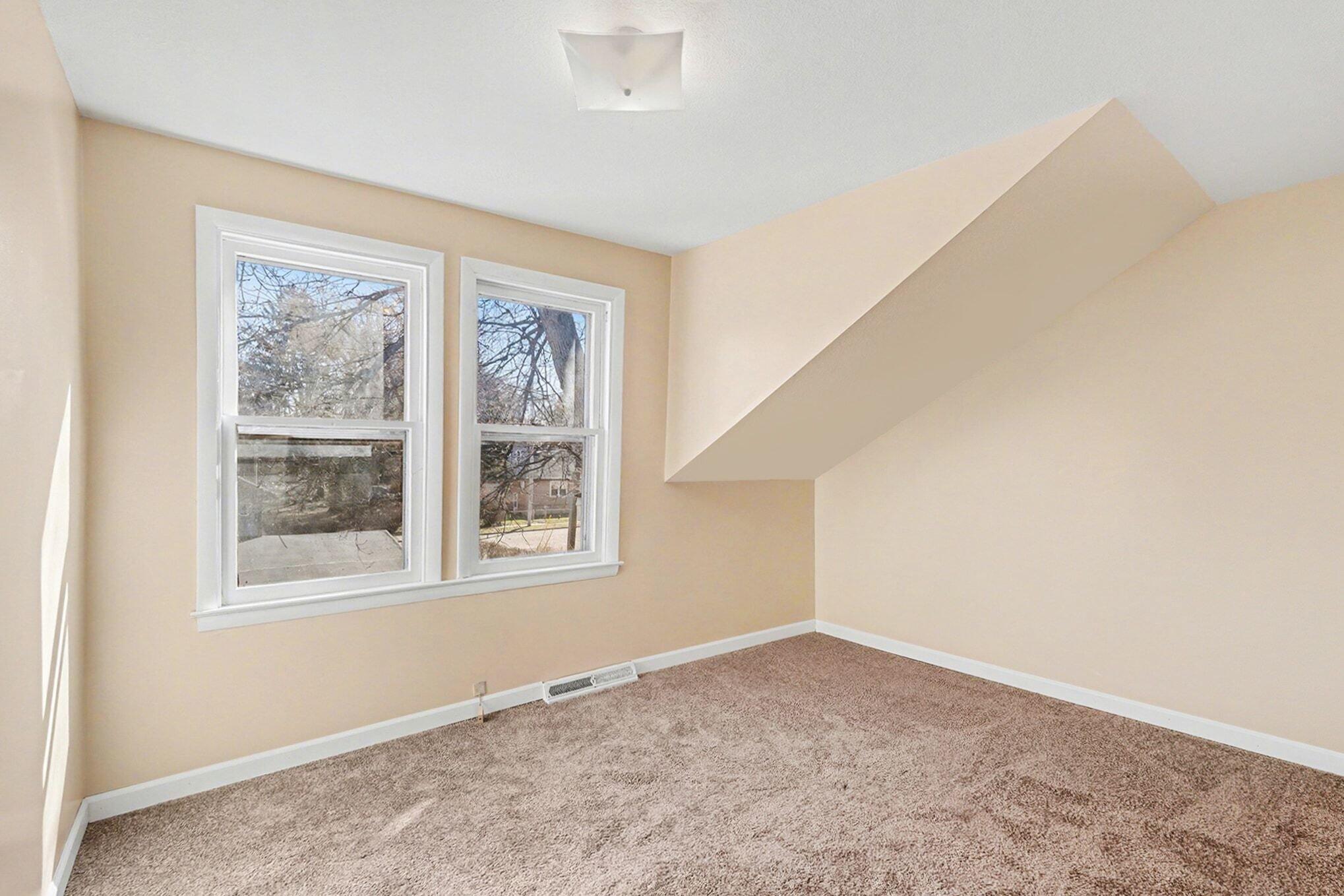 892 W Forest Avenue Muskegon MI 49441