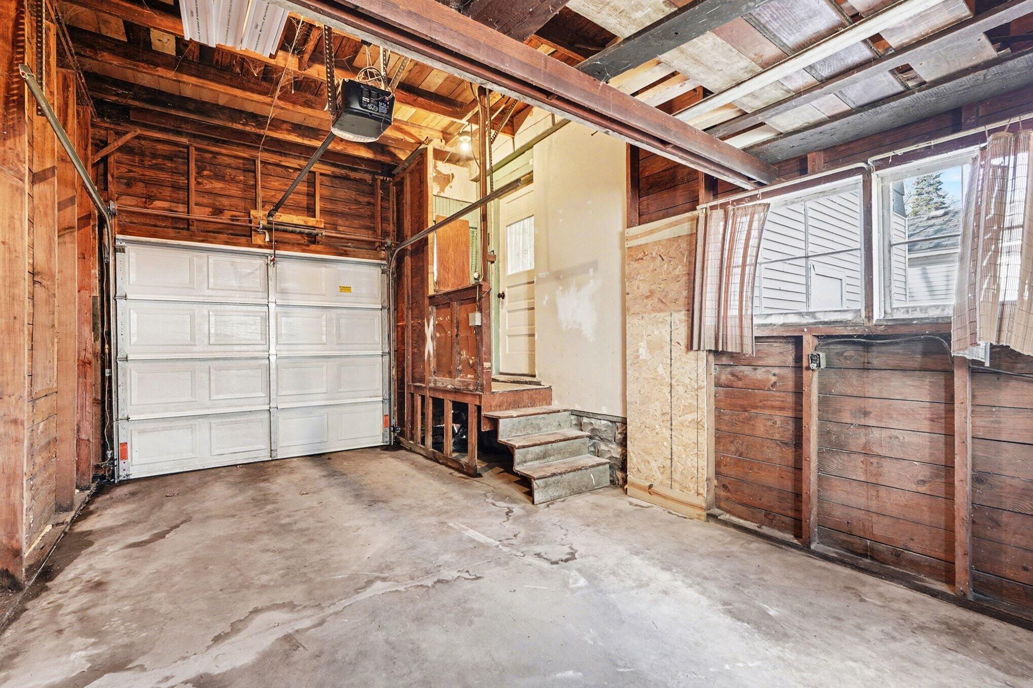 892 W Forest Avenue Muskegon MI 49441