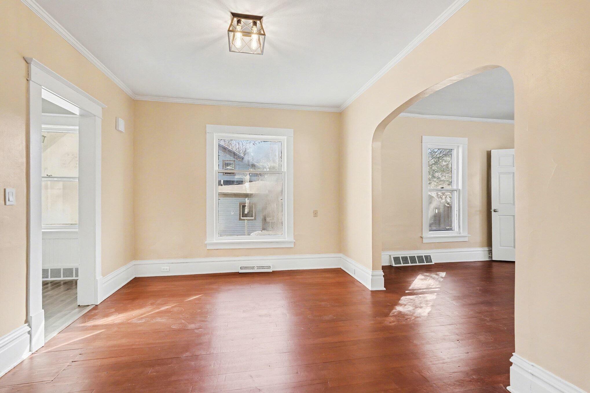 892 W Forest Avenue Muskegon MI 49441