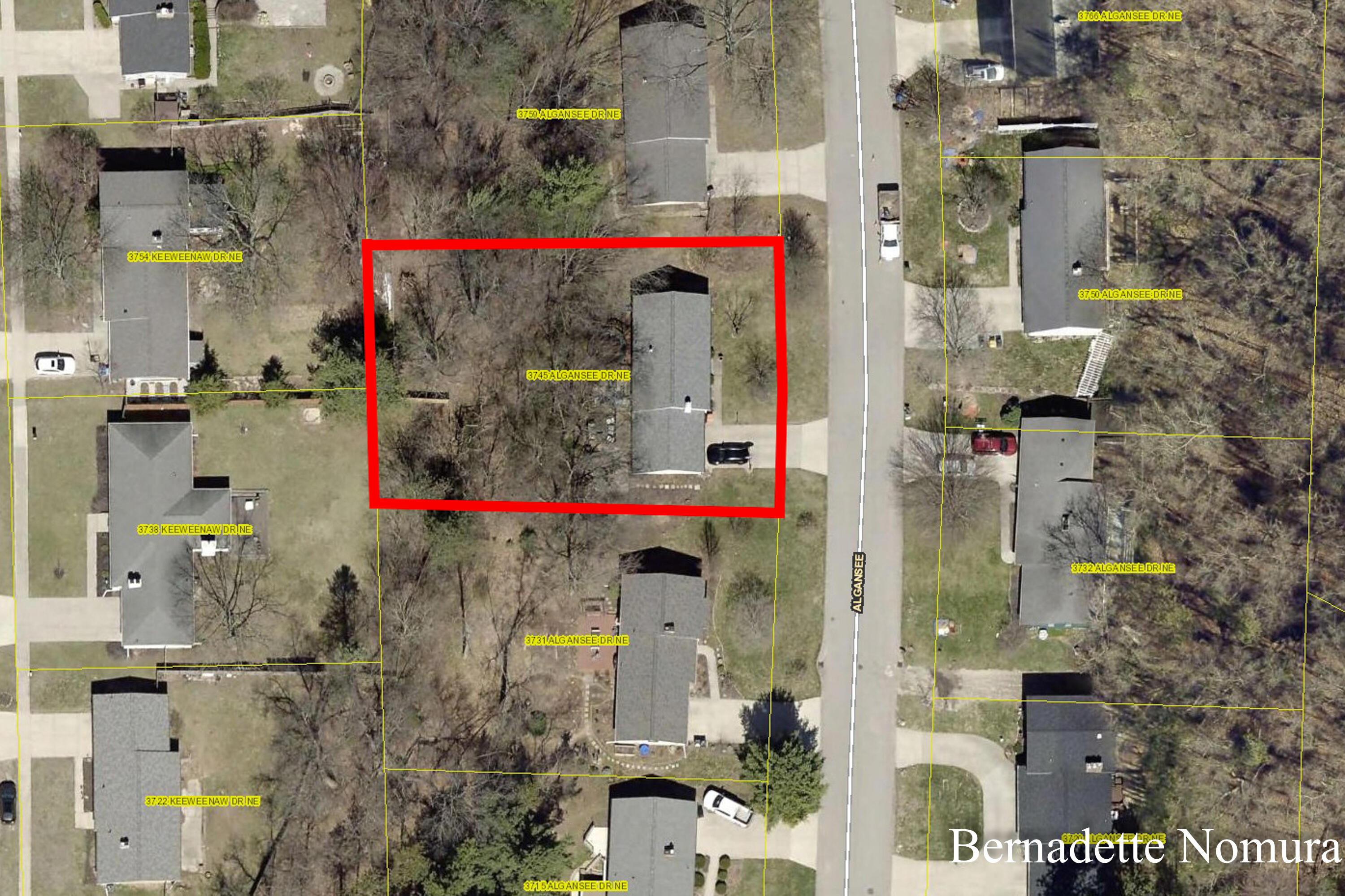 3745 Algansee Drive NE Grand Rapids MI 49525