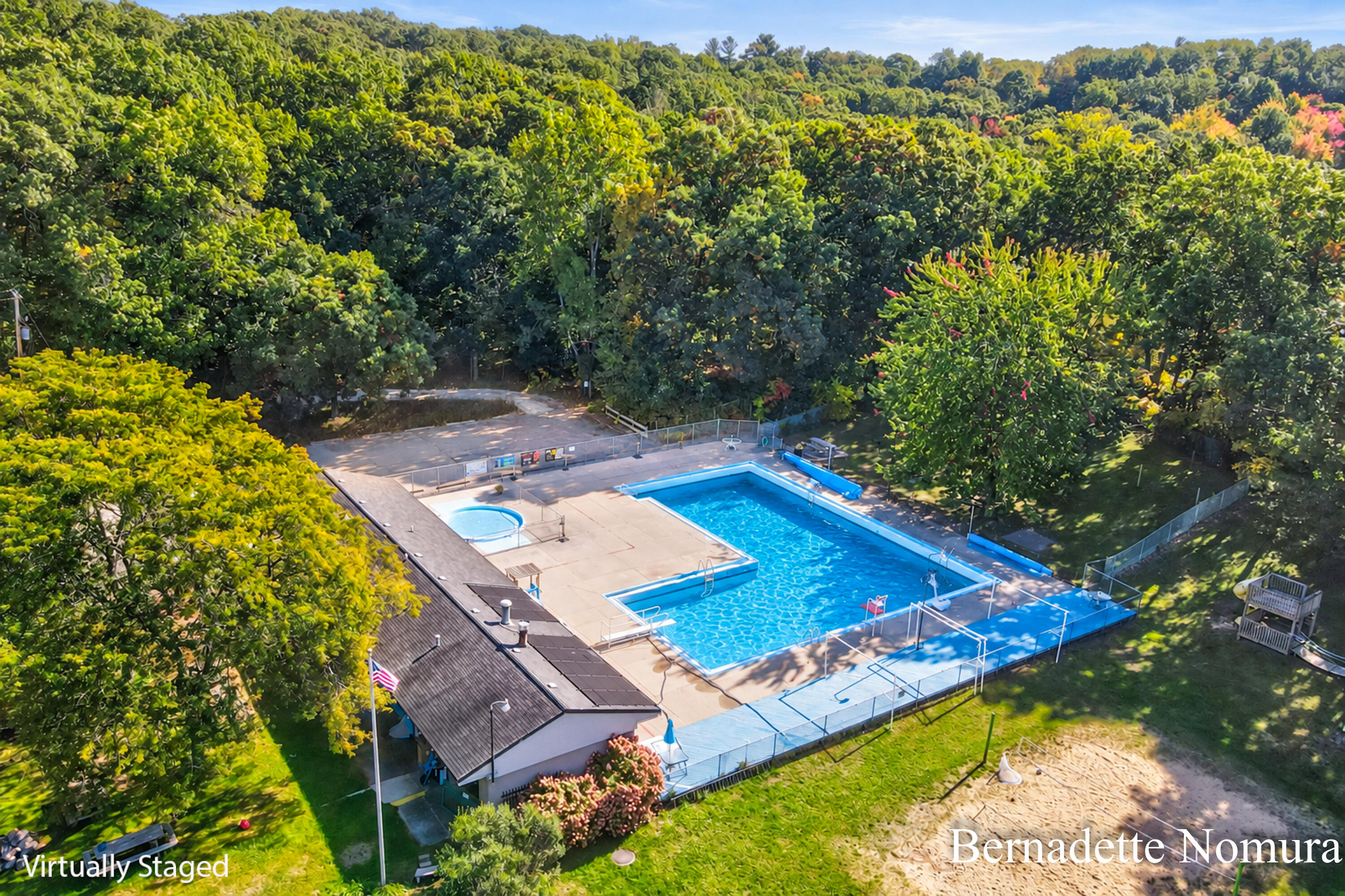 3745 Algansee Drive NE Grand Rapids MI 49525