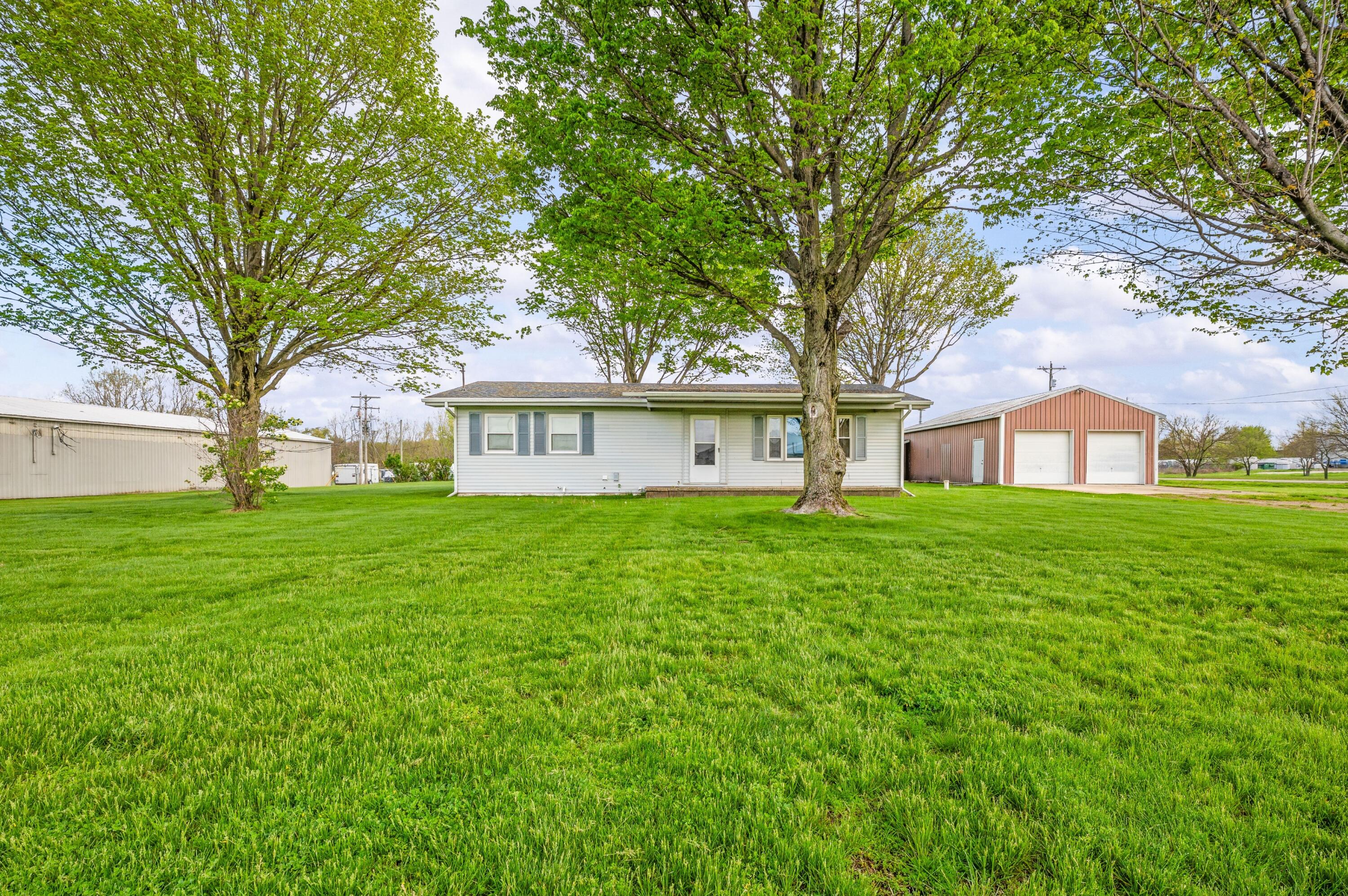 27532 May Street Edwardsburg MI 49112