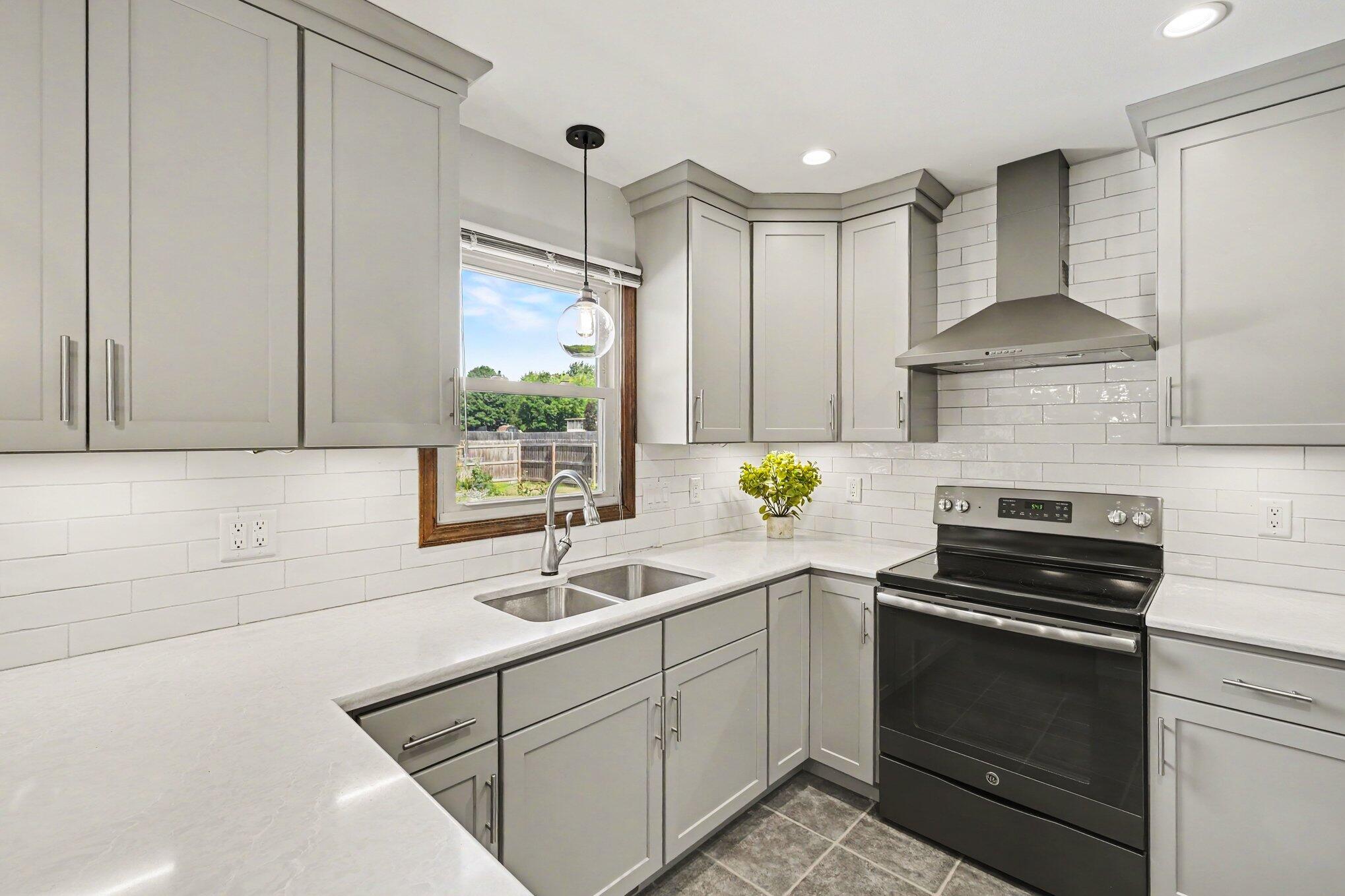 3893 Granada Court NW Grand Rapids MI 49534