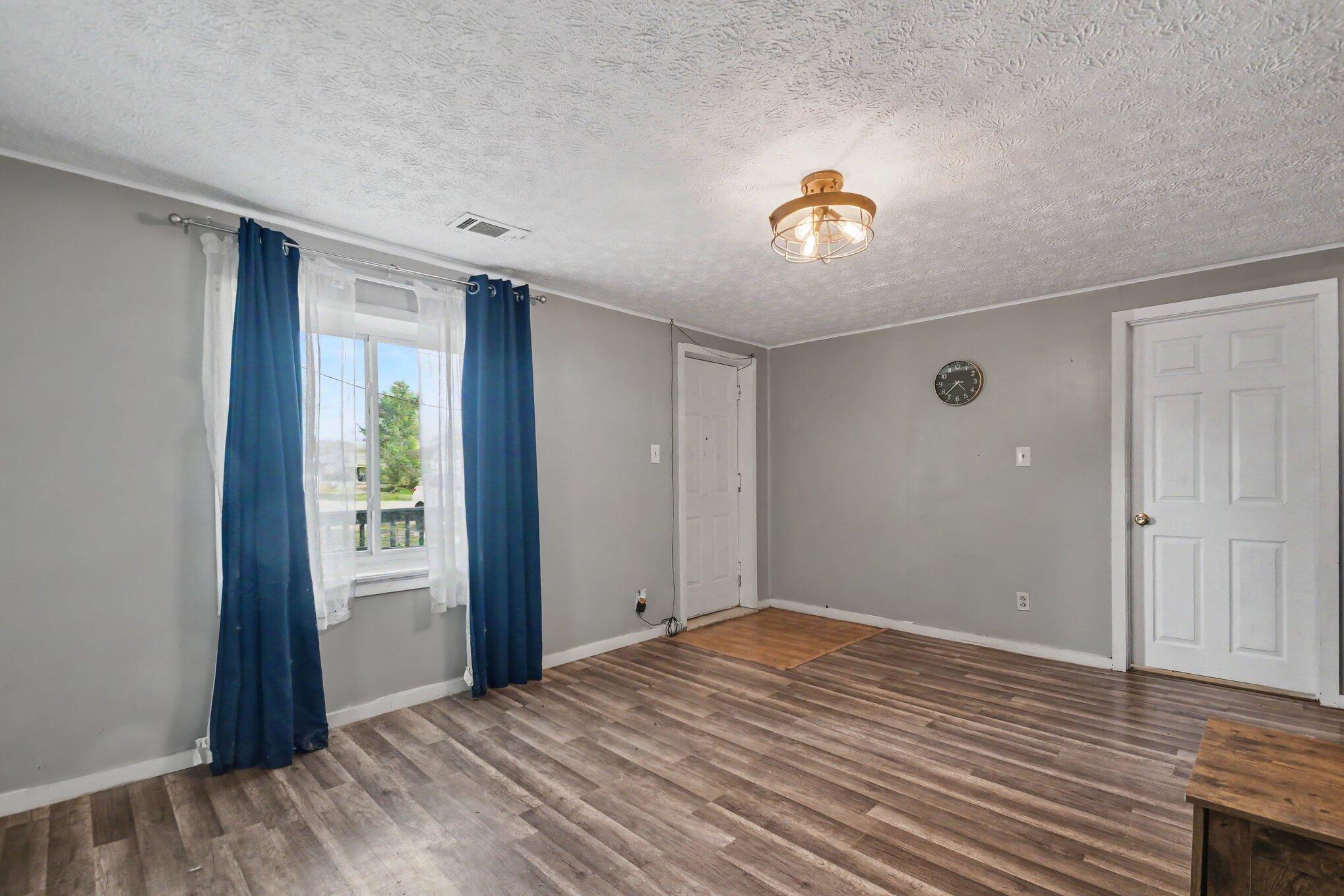 1050 S Crystal Avenue Benton Harbor MI 49022