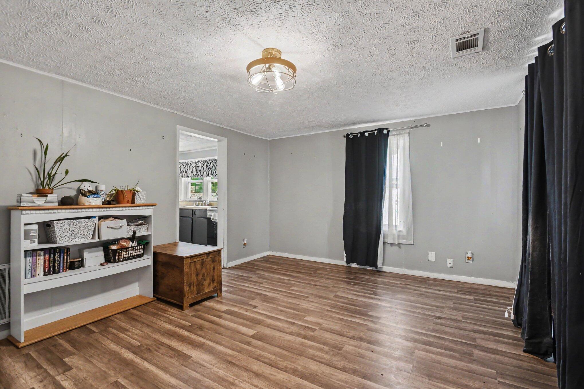 1050 S Crystal Avenue Benton Harbor MI 49022