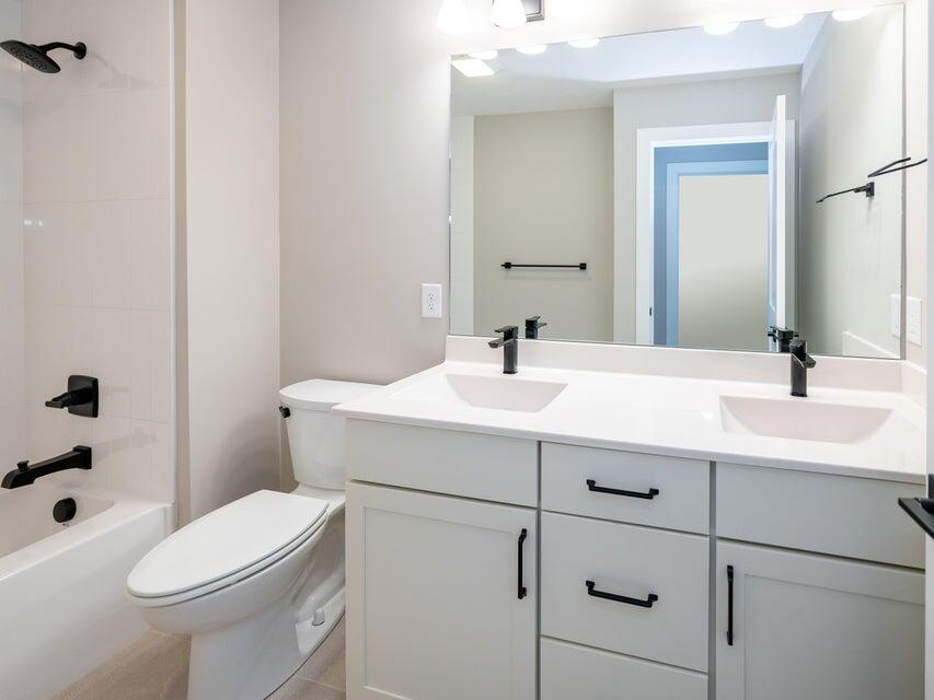 5940 Blue Jay Drive Kalamazoo MI 49009