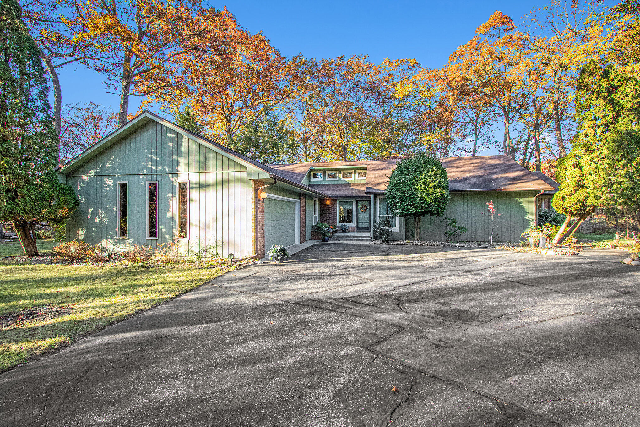 46308 Royal Avenue New Buffalo MI 49117