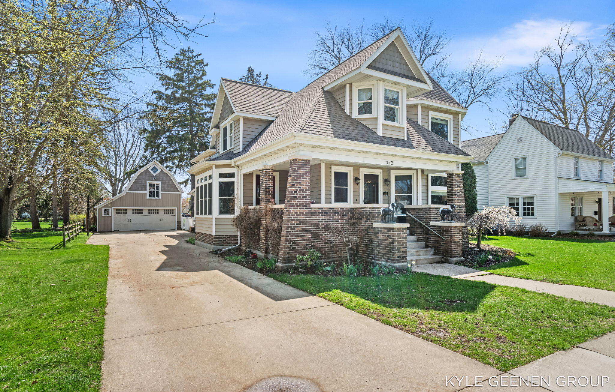 122 E Central Avenue Zeeland MI 49464