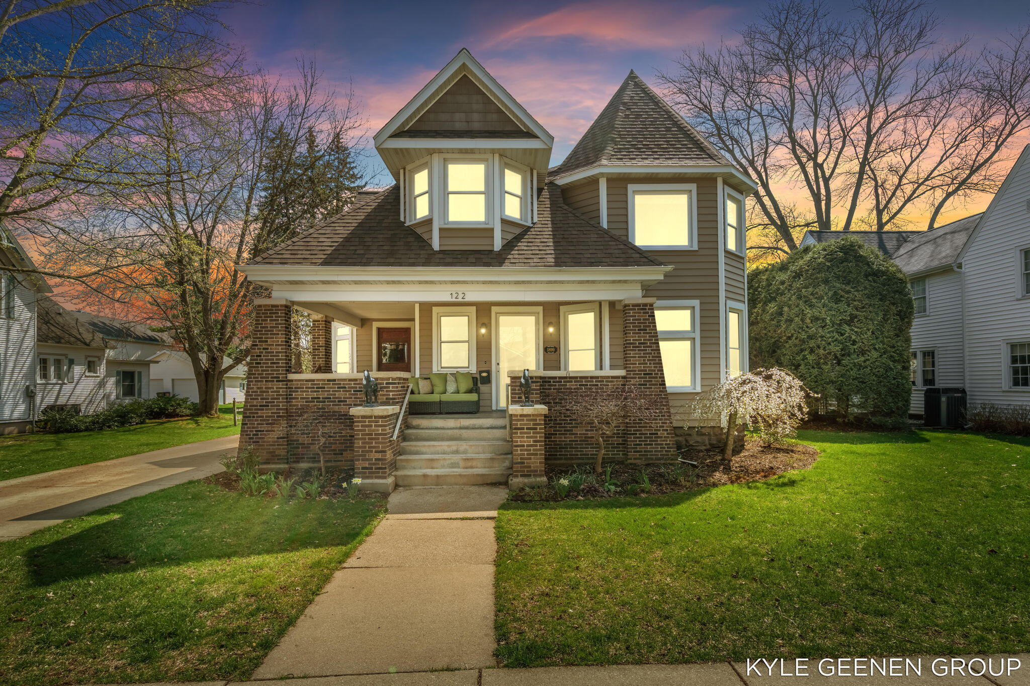 122 E Central Avenue Zeeland MI 49464