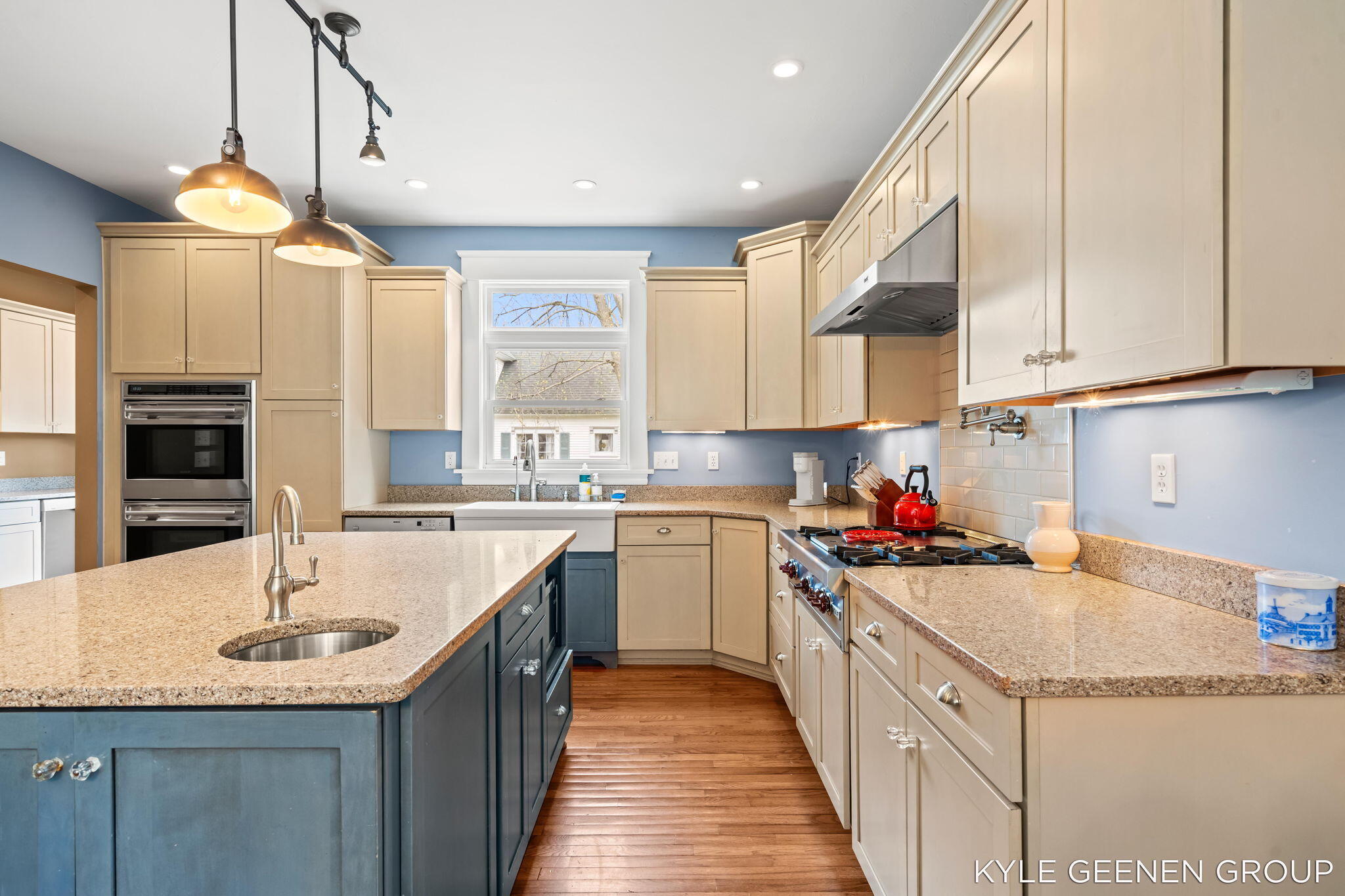 122 E Central Avenue Zeeland MI 49464