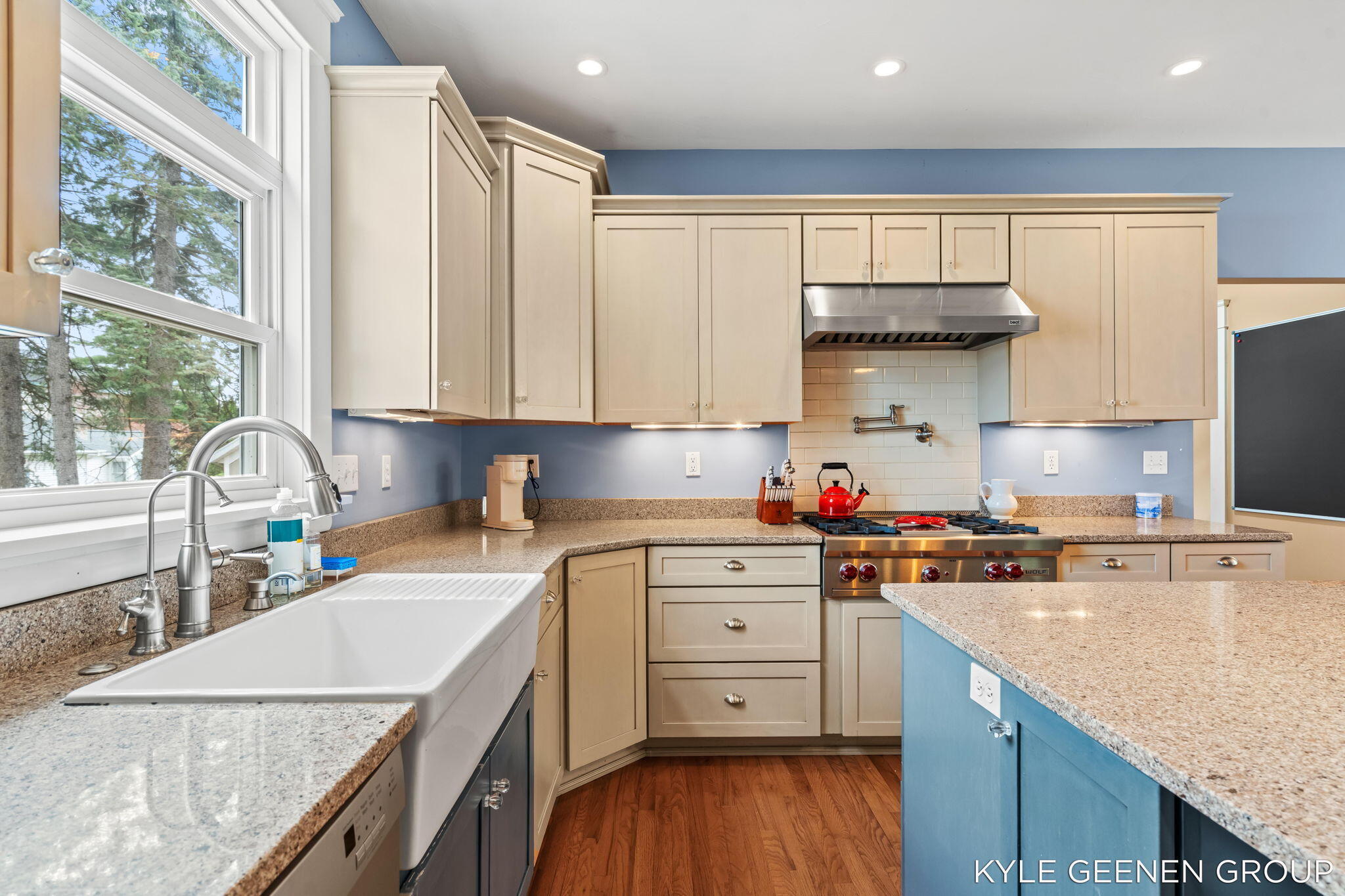 122 E Central Avenue Zeeland MI 49464