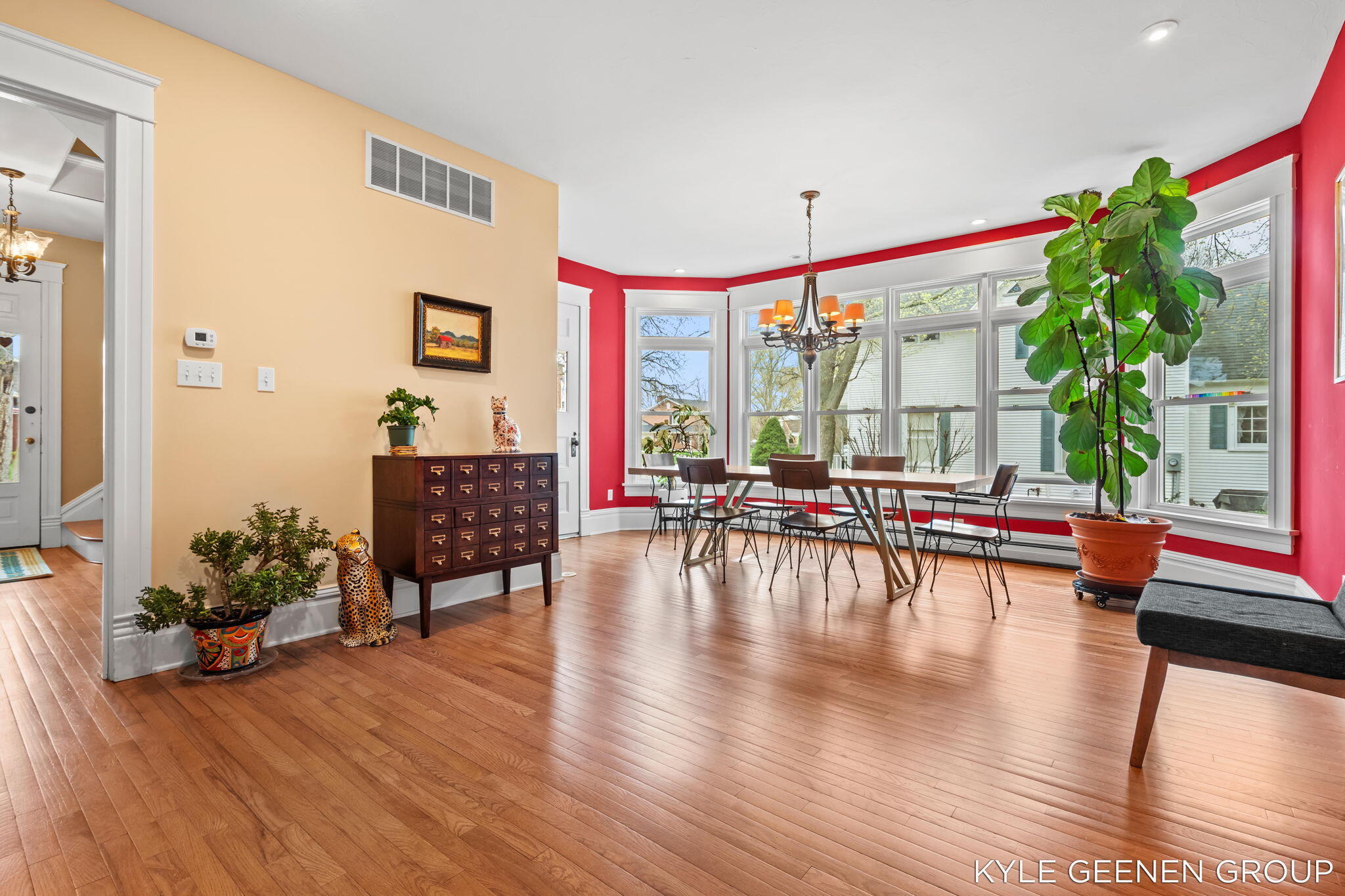 122 E Central Avenue Zeeland MI 49464