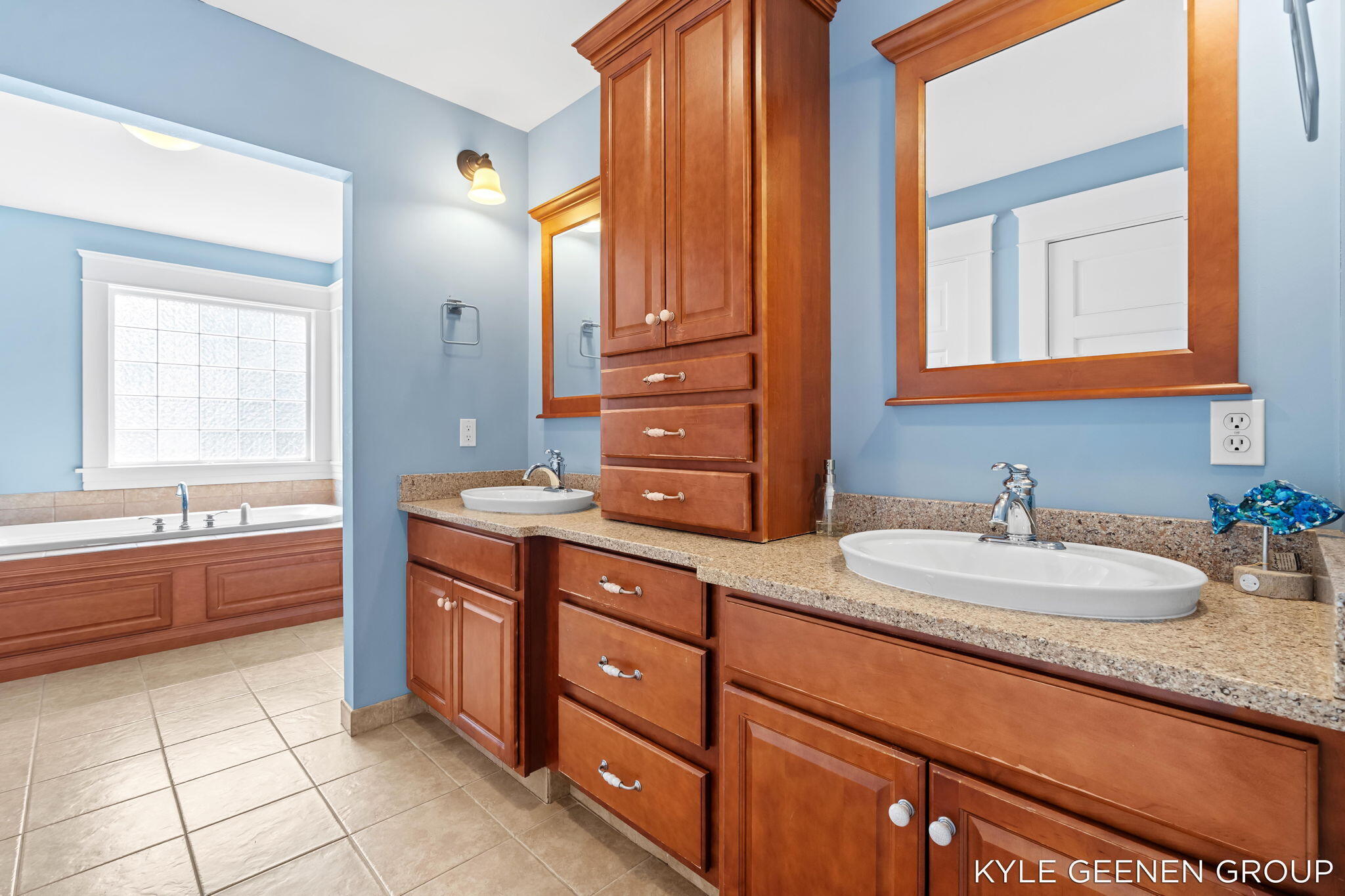 122 E Central Avenue Zeeland MI 49464