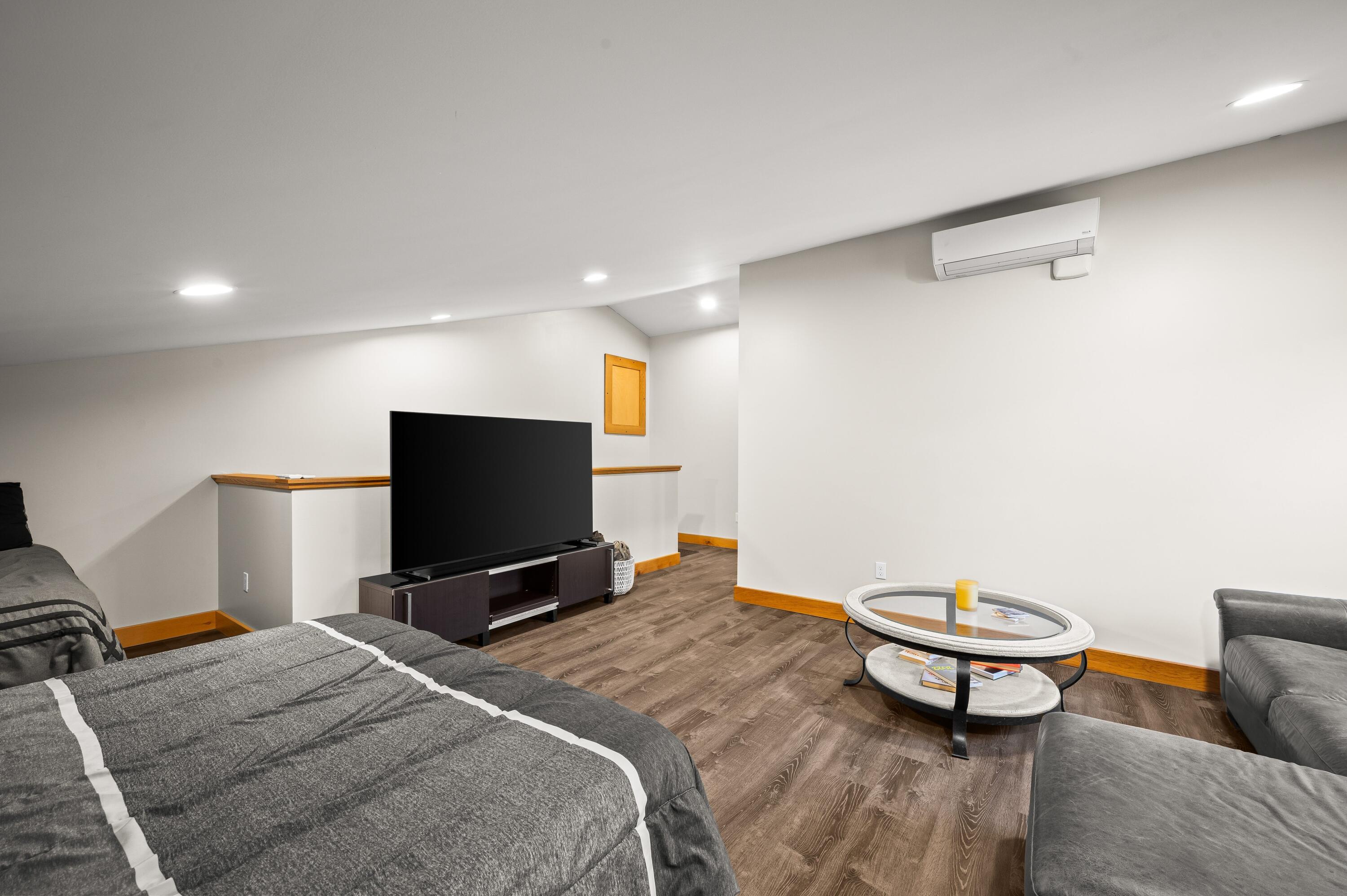 78720 County Road 376 Coloma MI 49038