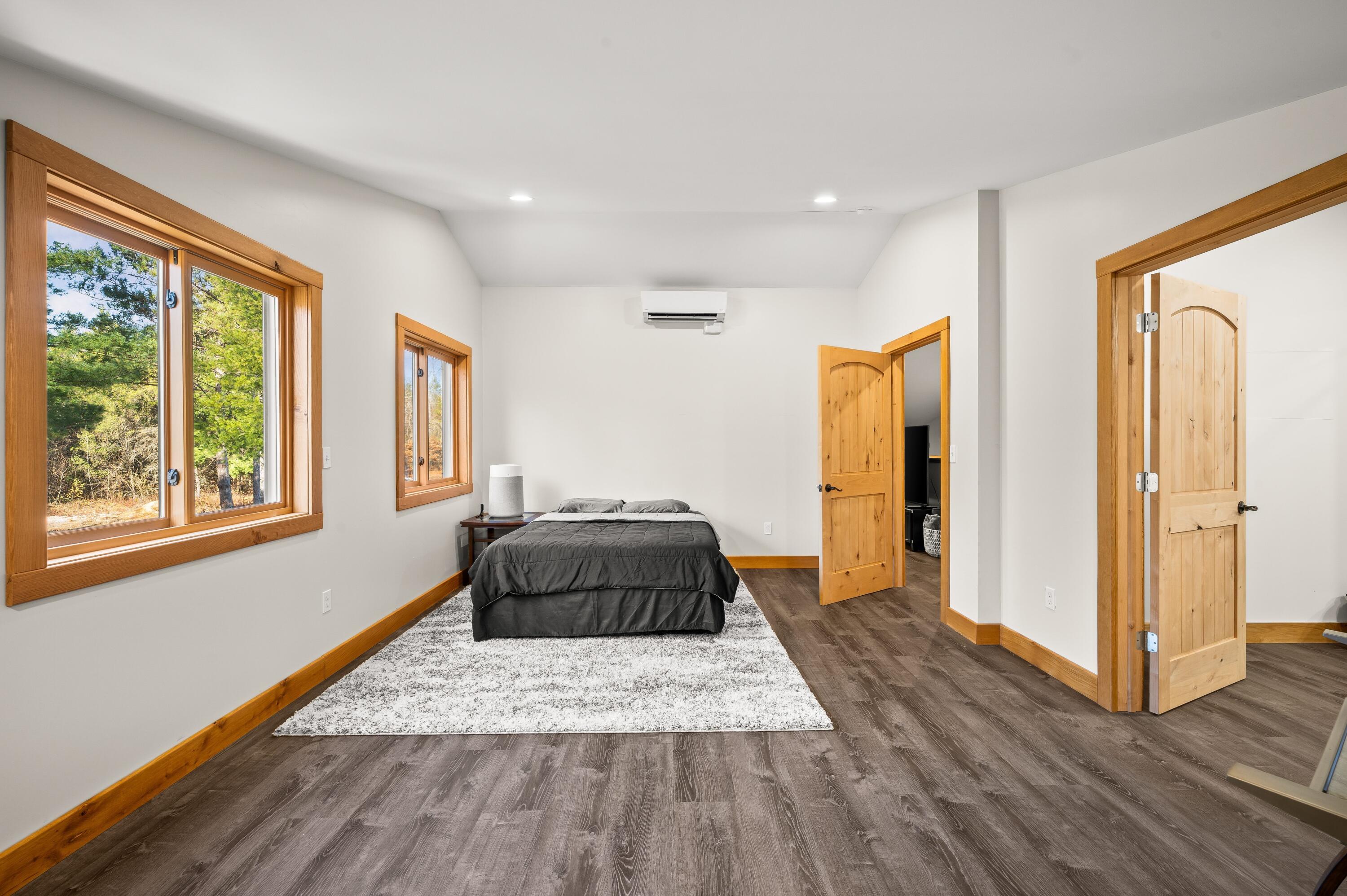 78720 County Road 376 Coloma MI 49038