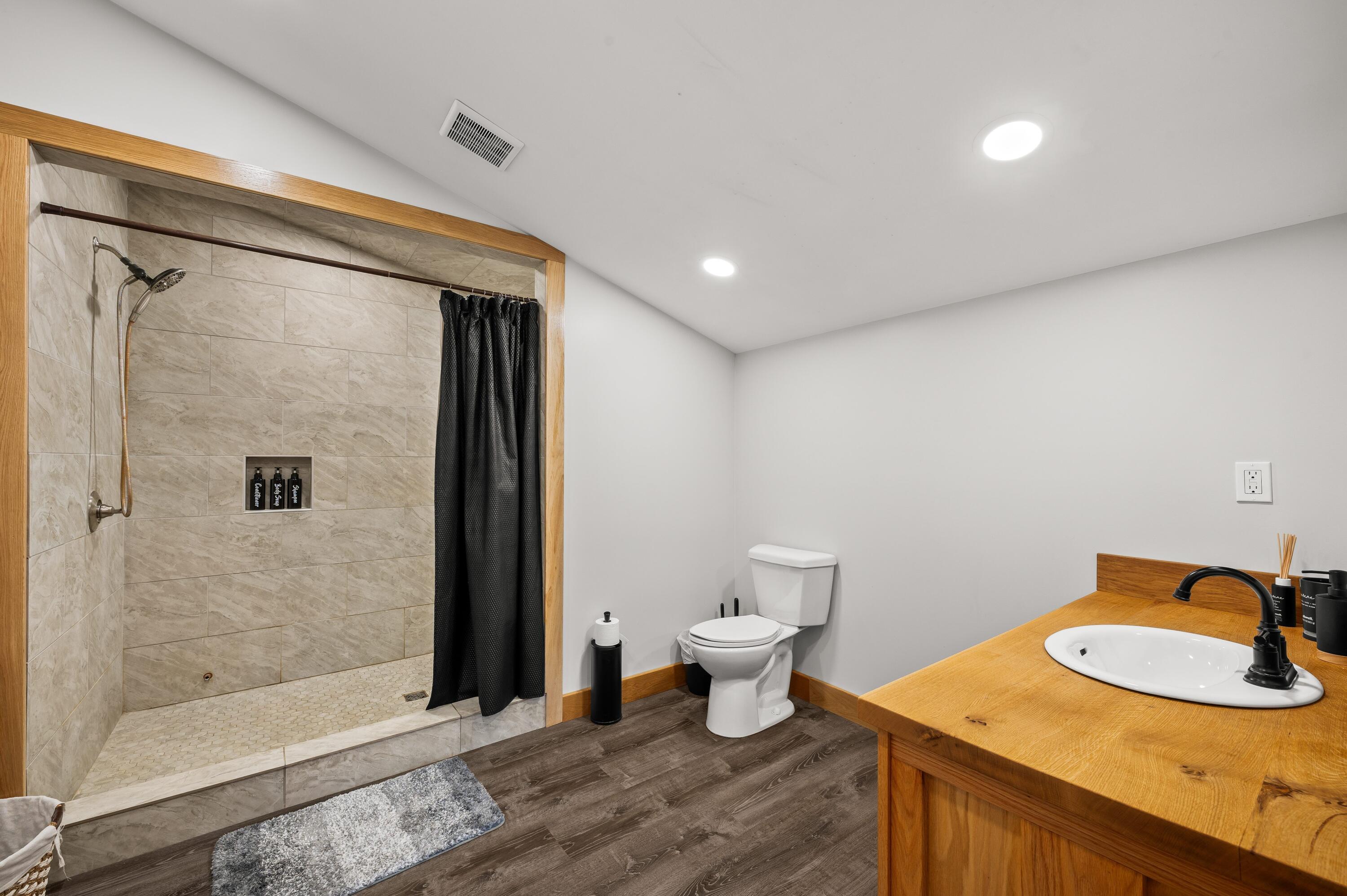 78720 County Road 376 Coloma MI 49038