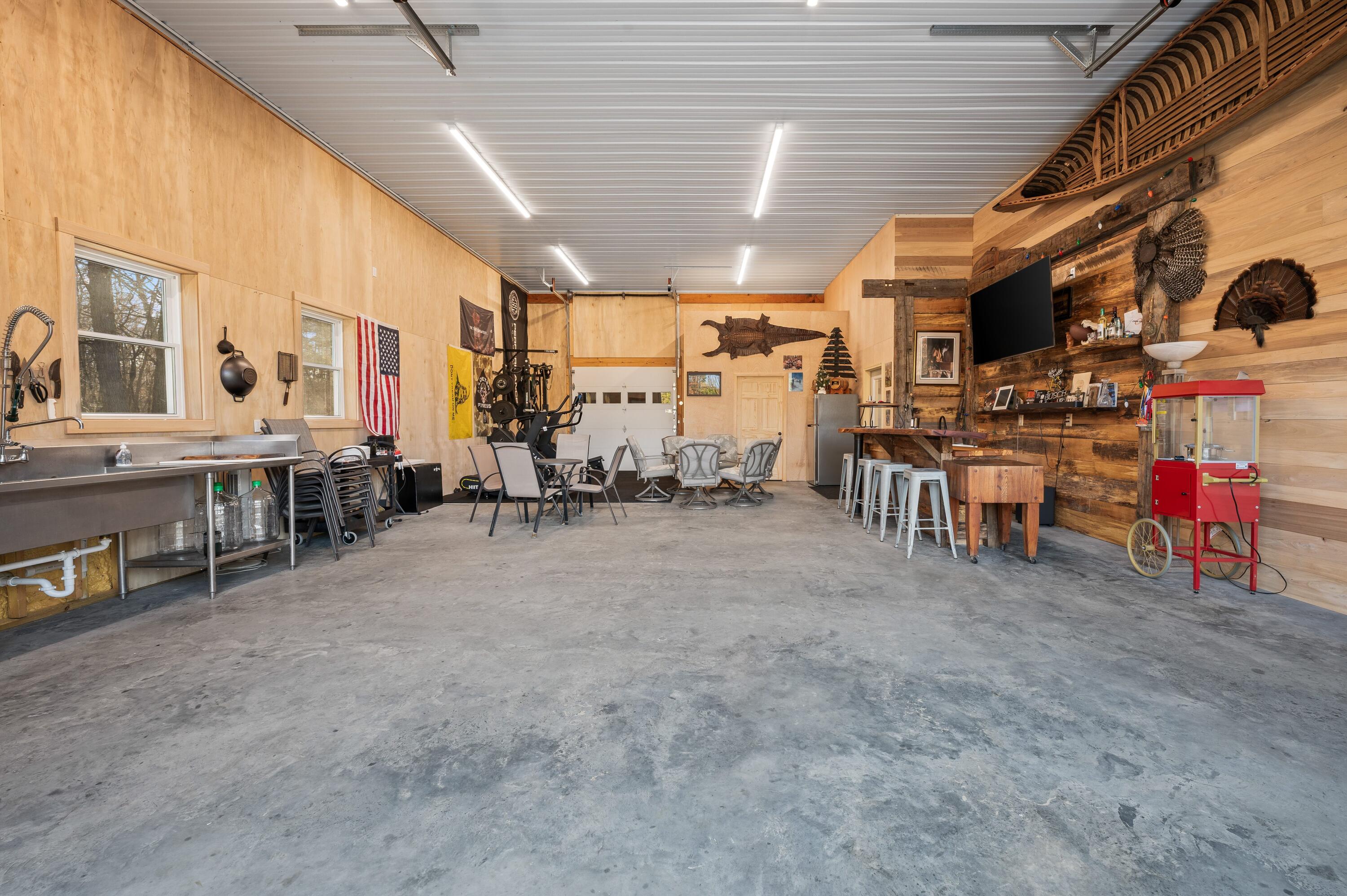 78720 County Road 376 Coloma MI 49038