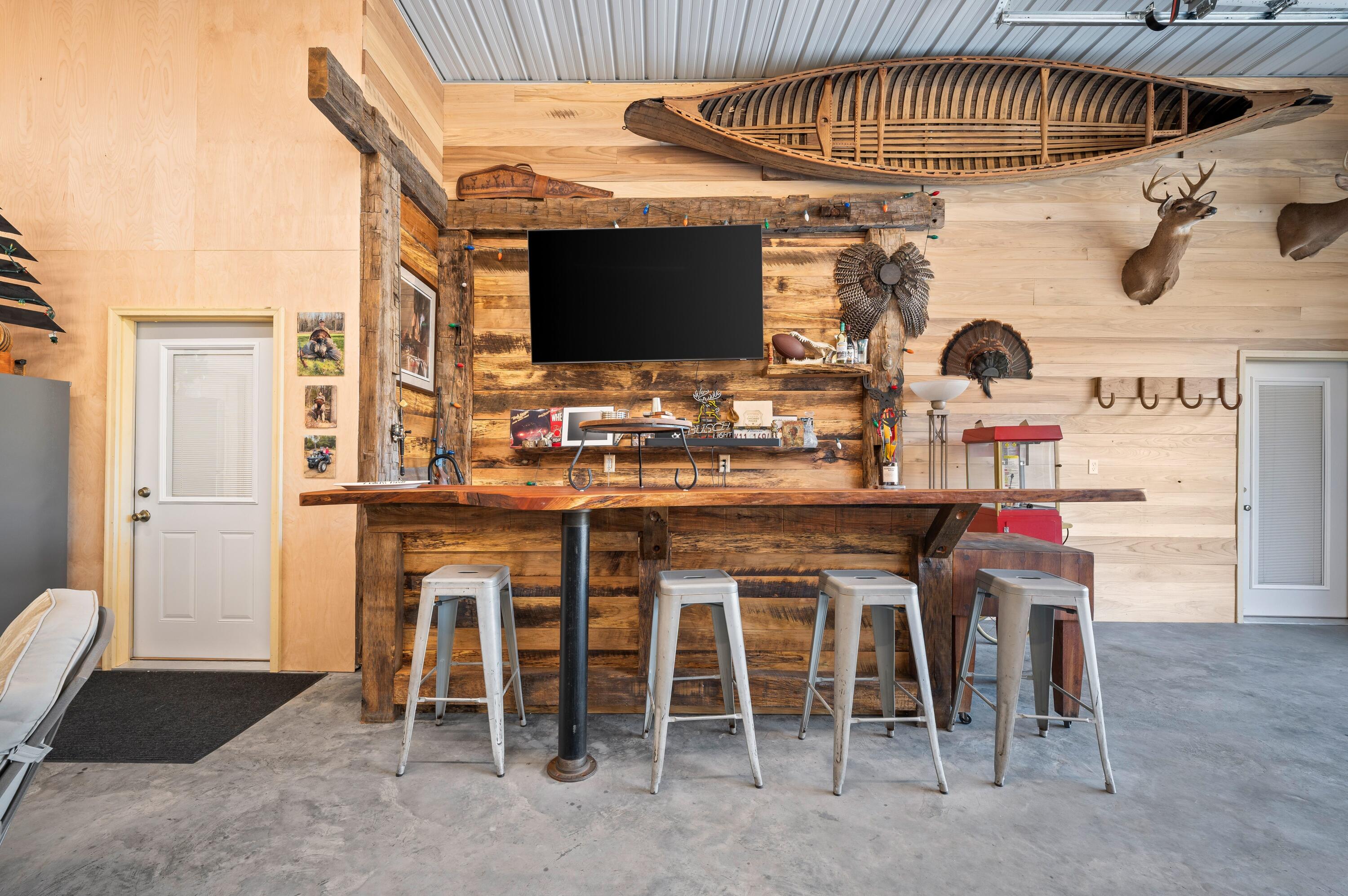 78720 County Road 376 Coloma MI 49038