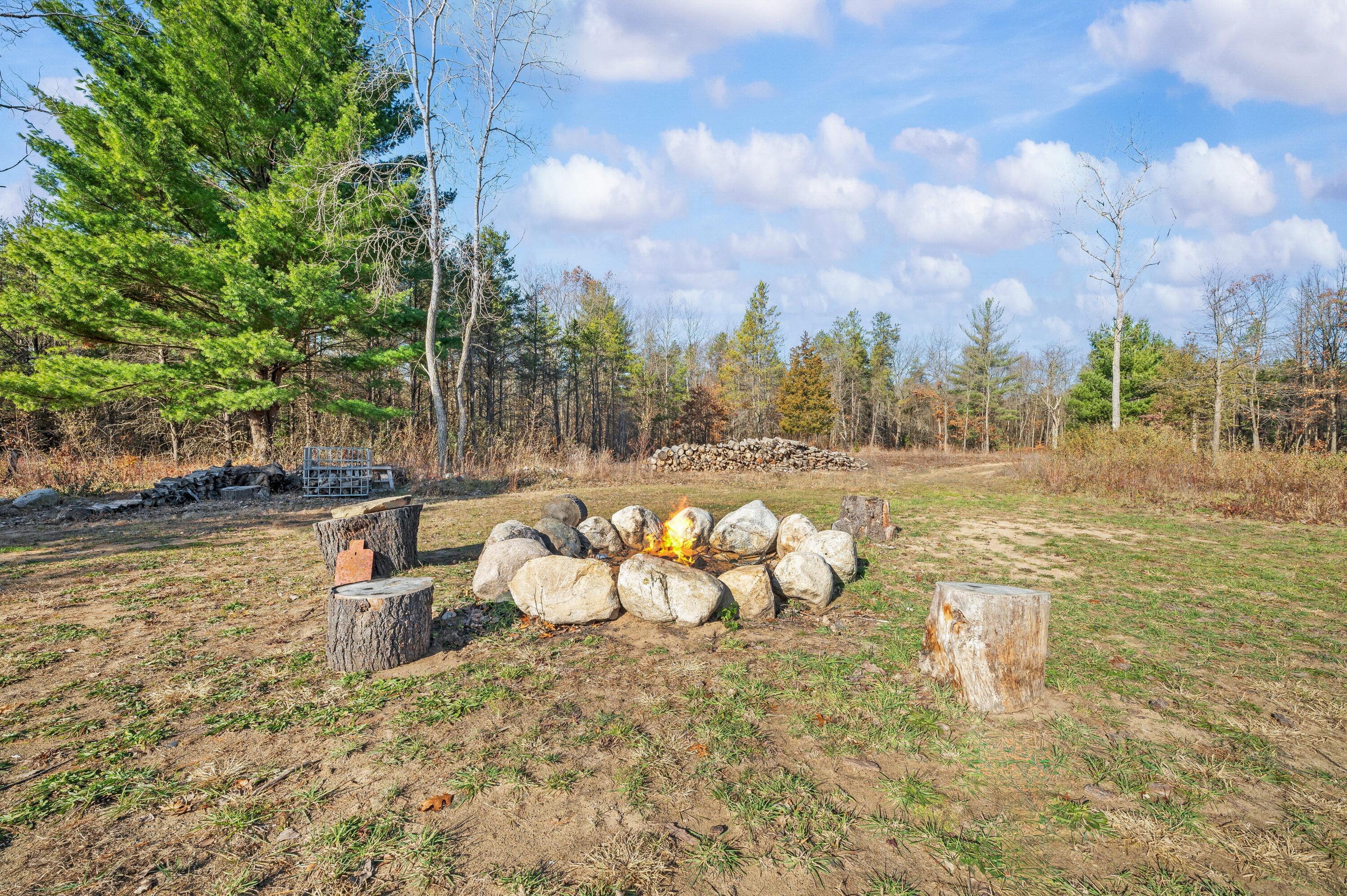 78720 County Road 376 Coloma MI 49038