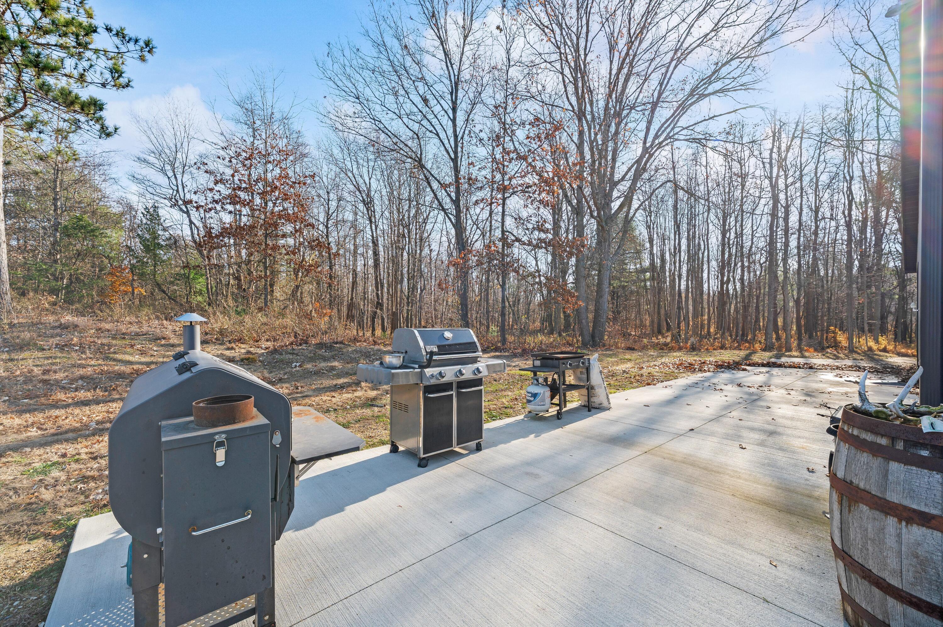 78720 County Road 376 Coloma MI 49038