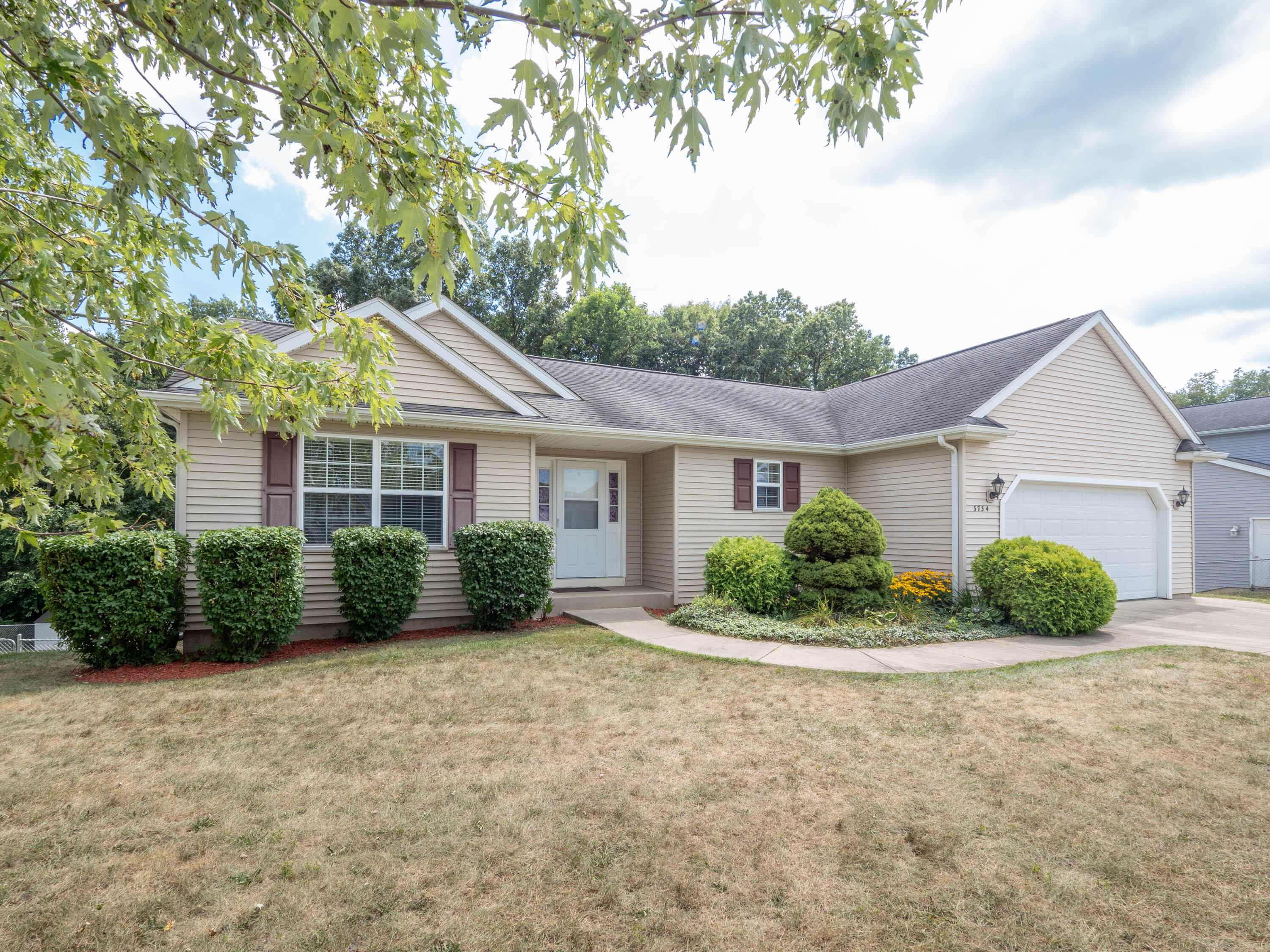 3734 Pristine Avenue Kalamazoo MI 49048