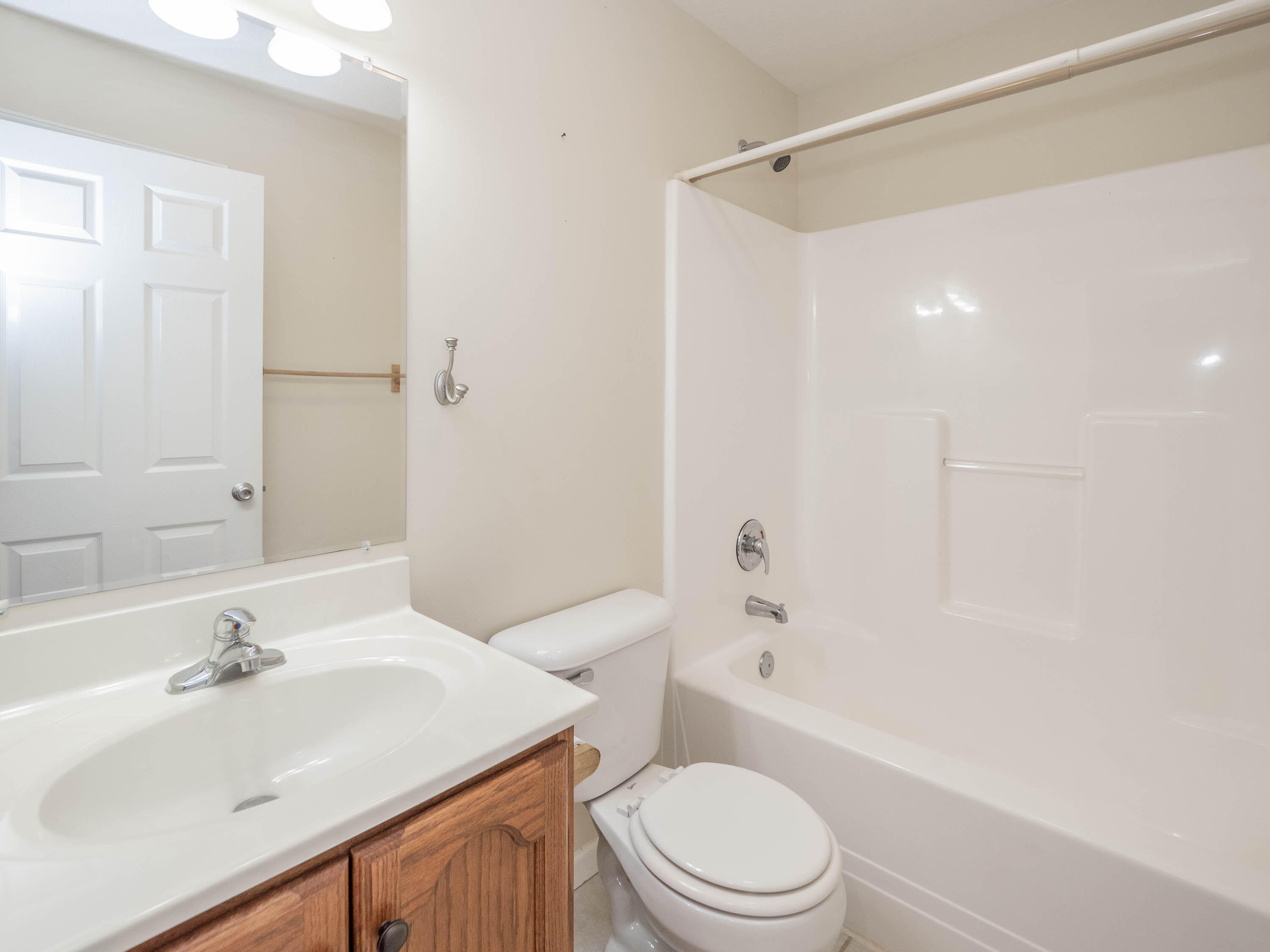 3734 Pristine Avenue Kalamazoo MI 49048