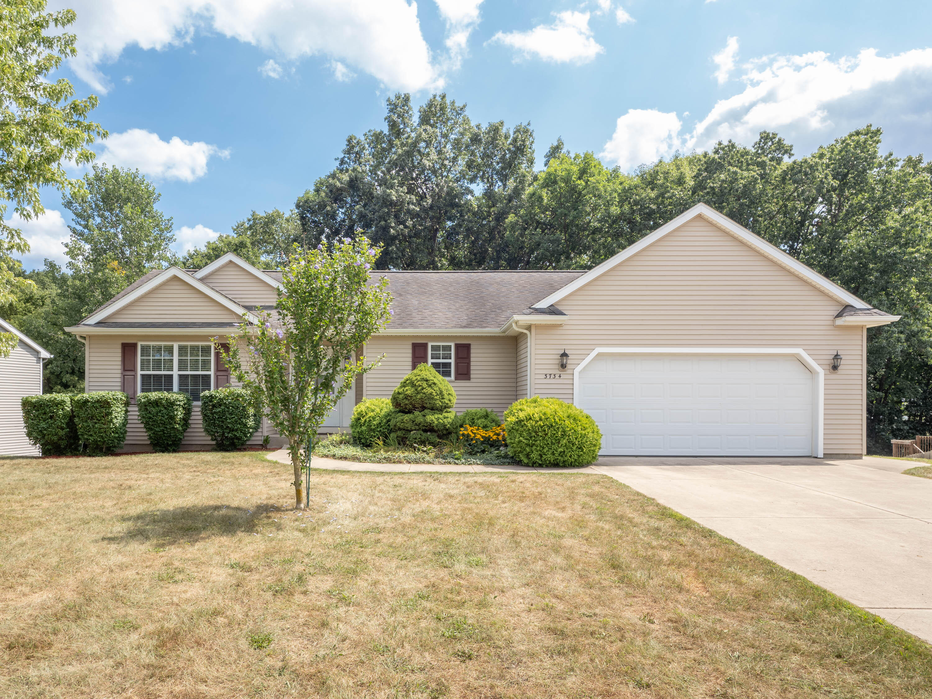 3734 Pristine Avenue Kalamazoo MI 49048