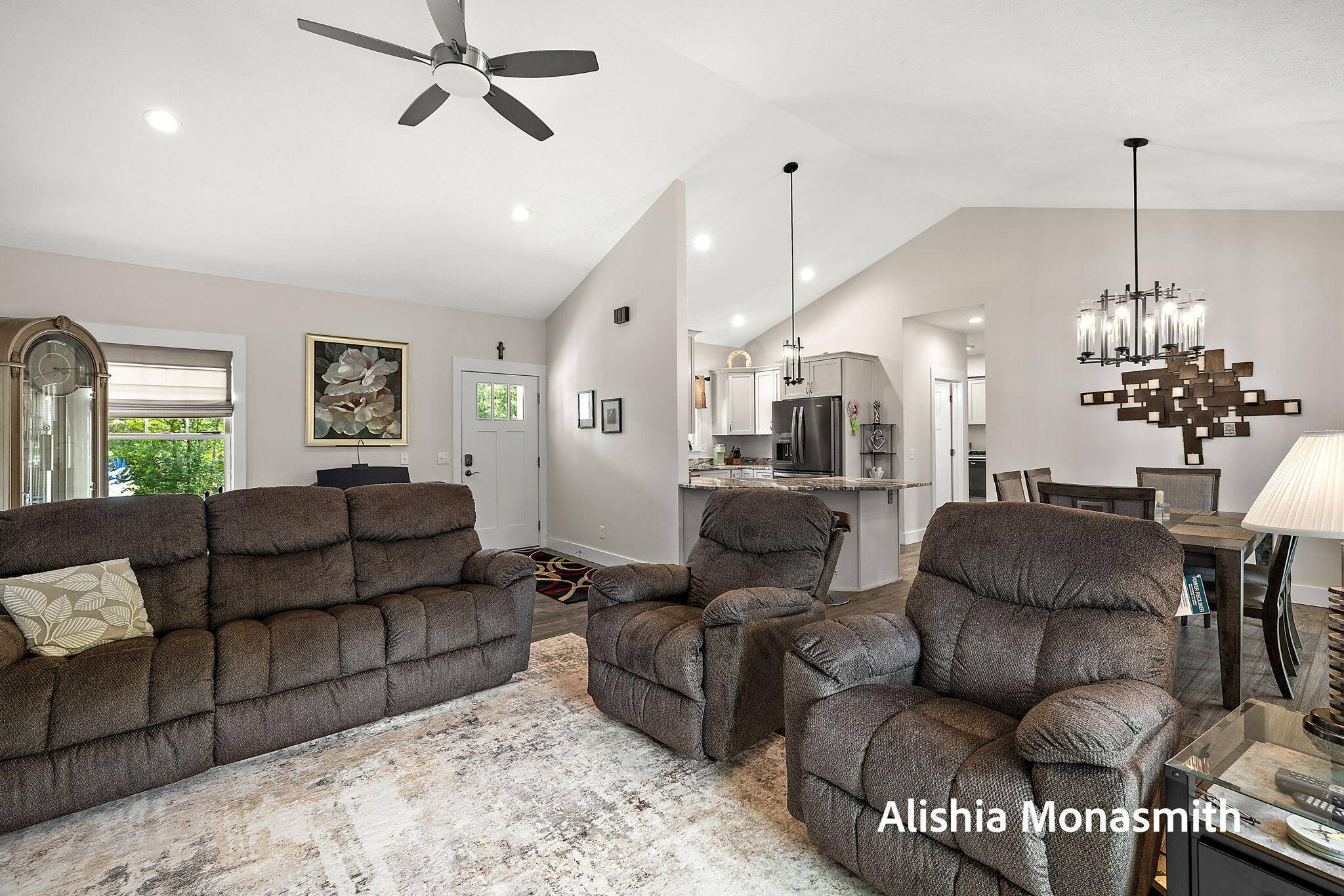 2360 E Mount Garfield Road Muskegon MI 49444