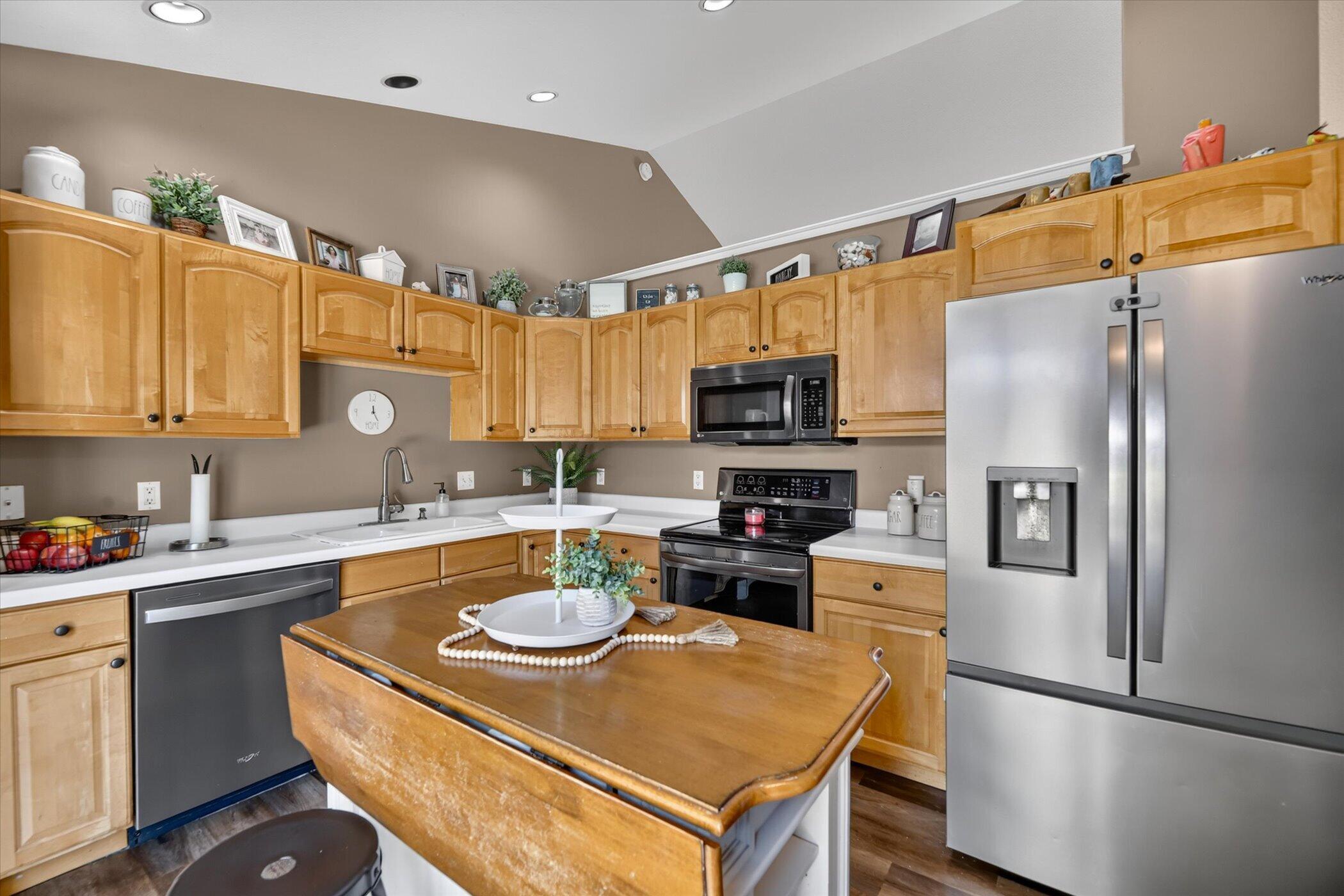 4239 Suffield Woods Avenue Portage MI 49002