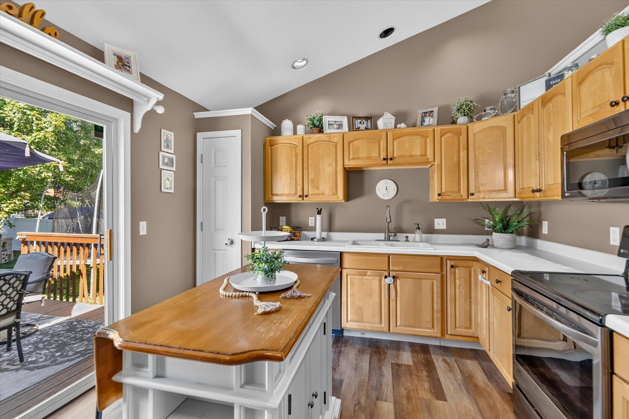 4239 Suffield Woods Avenue Portage MI 49002