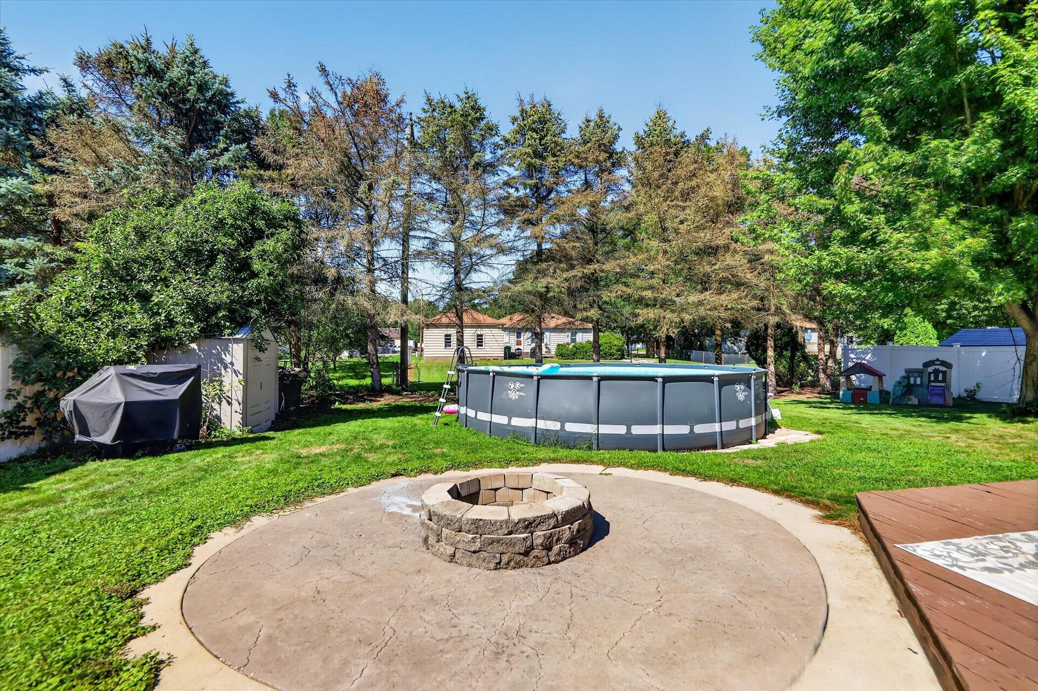 4239 Suffield Woods Avenue Portage MI 49002