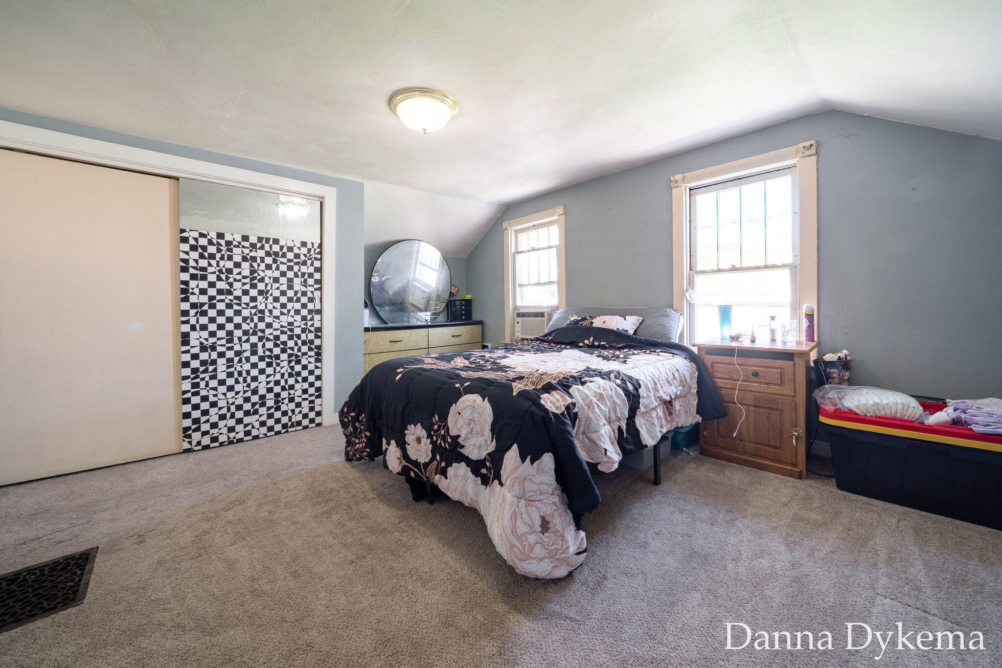 1236 Wieland Place NW Grand Rapids MI 49504