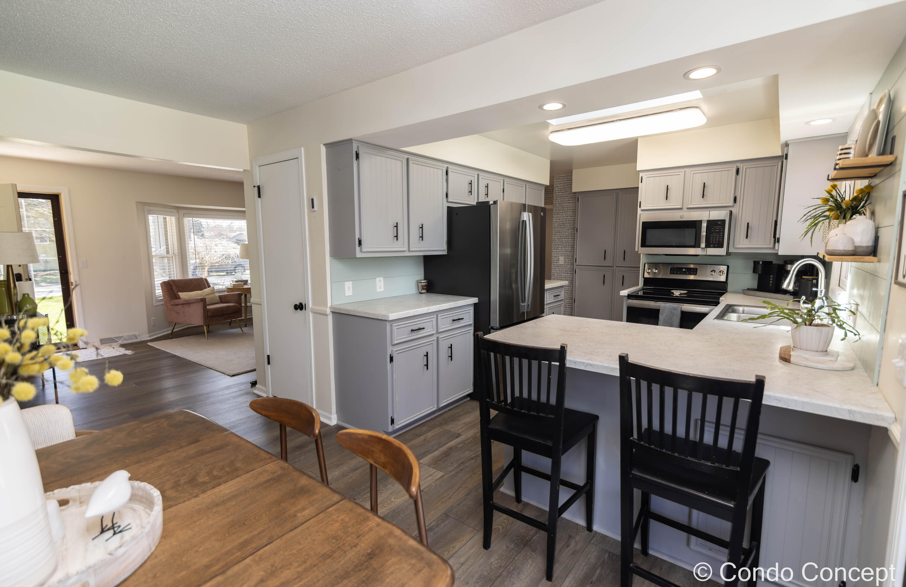 589 Coleman Street SE Grand Rapids MI 49548