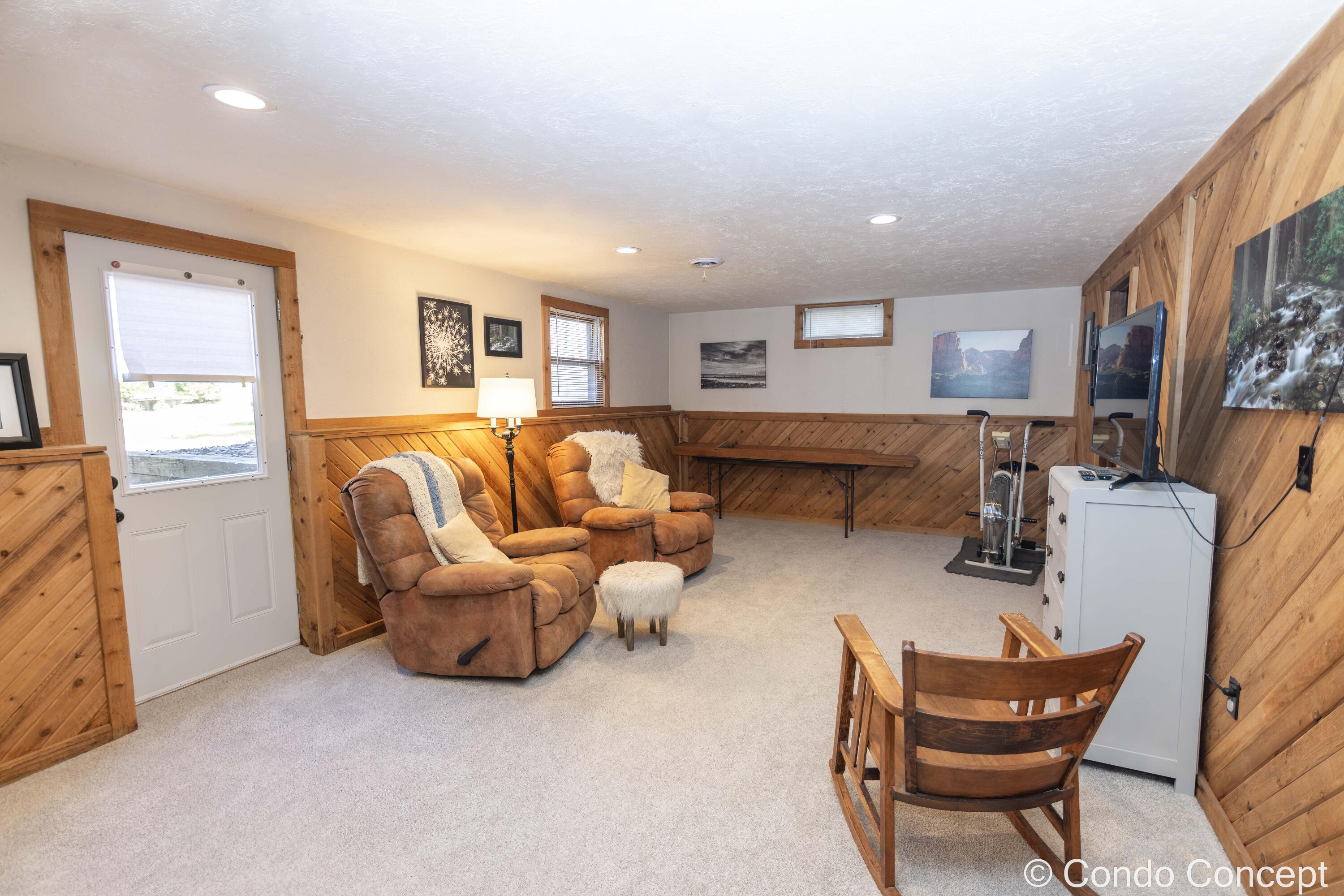 589 Coleman Street SE Grand Rapids MI 49548