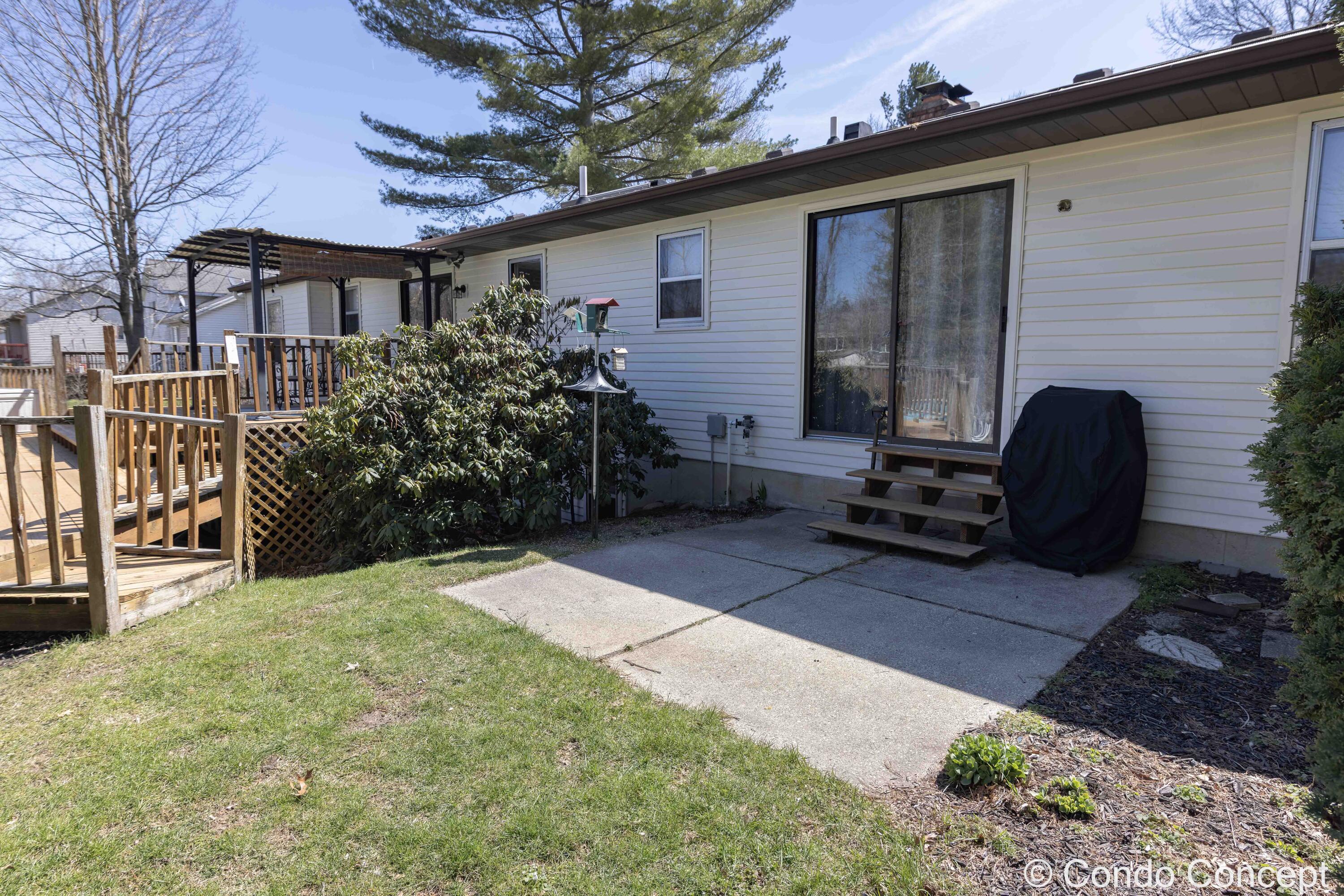 589 Coleman Street SE Grand Rapids MI 49548