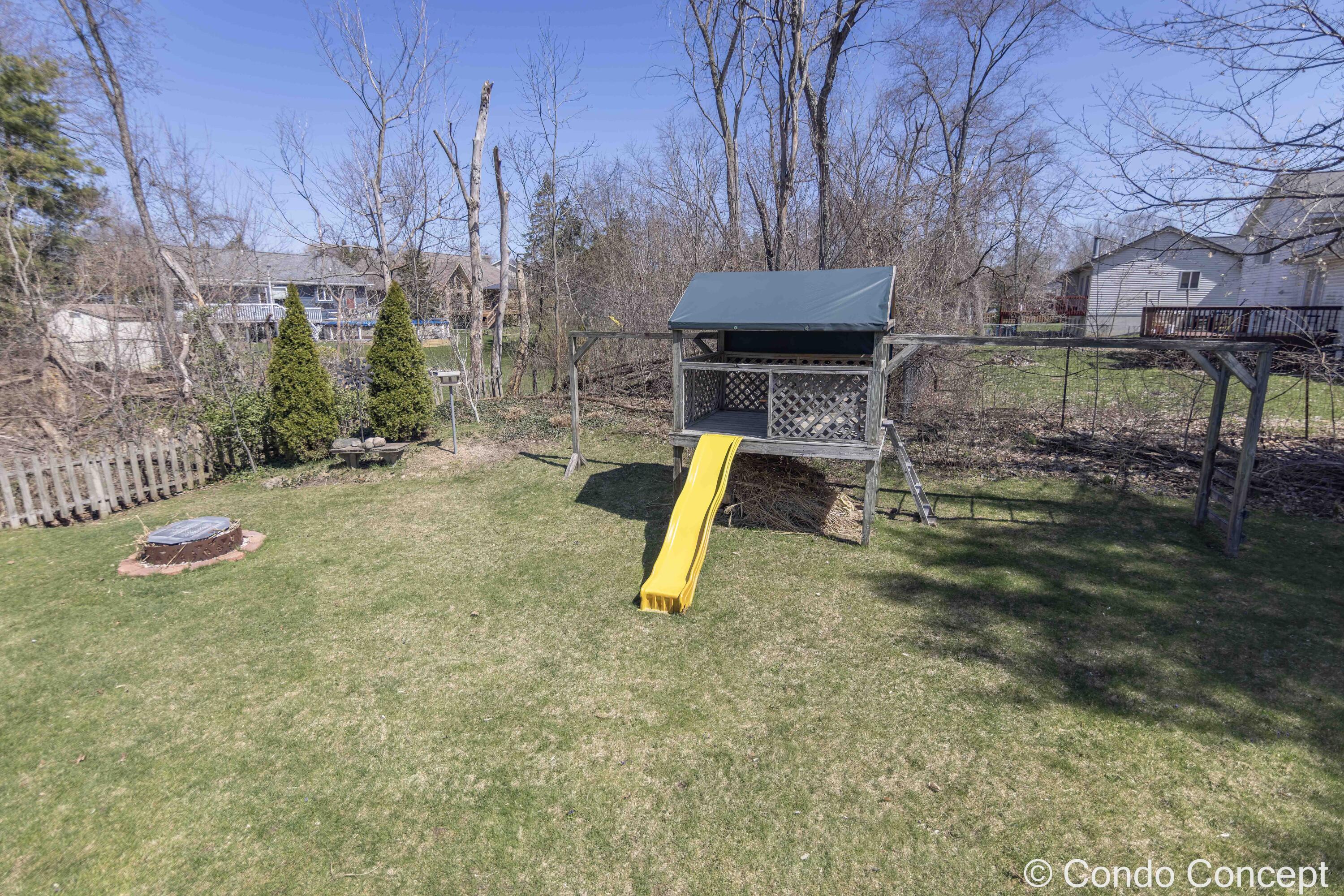 589 Coleman Street SE Grand Rapids MI 49548