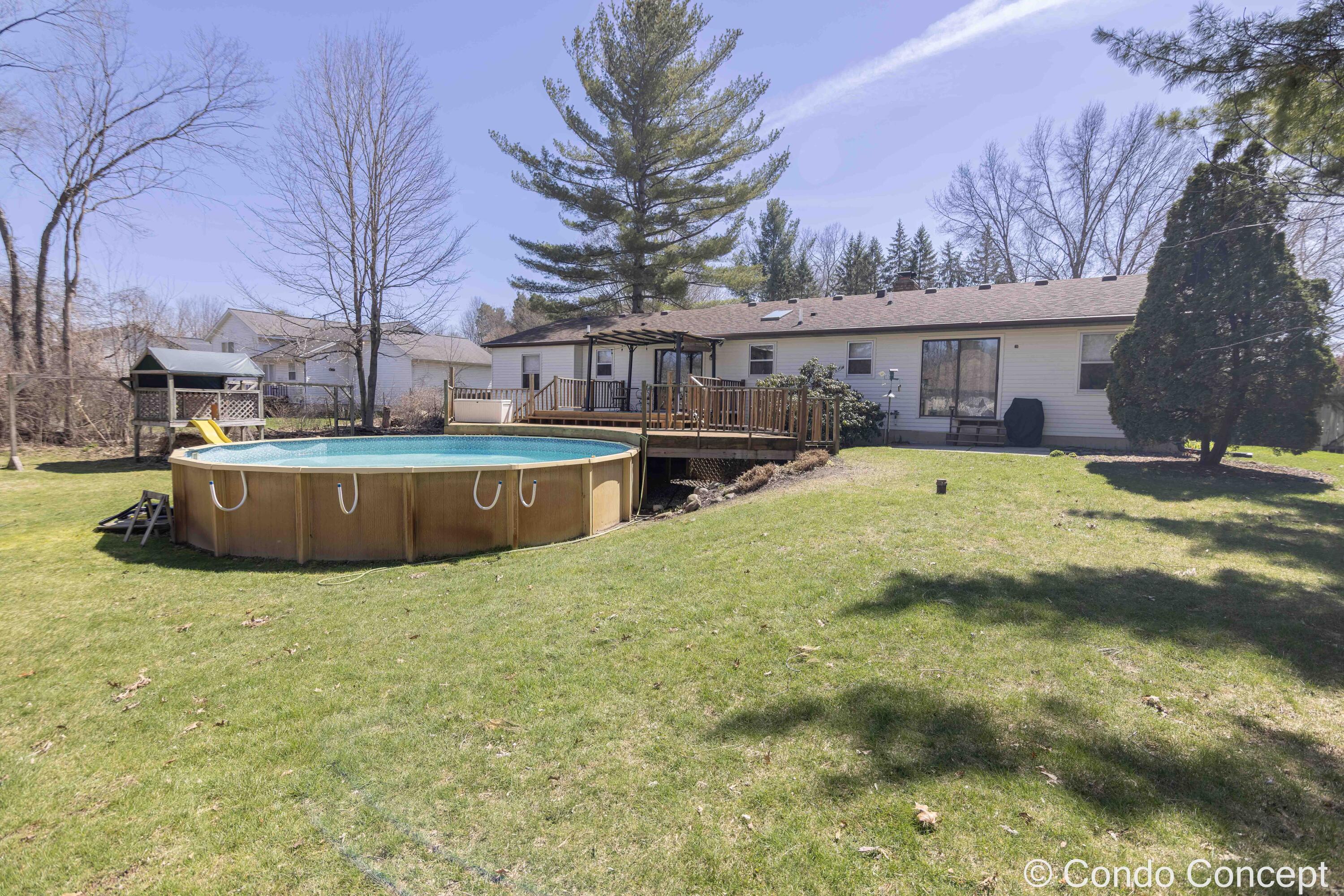 589 Coleman Street SE Grand Rapids MI 49548