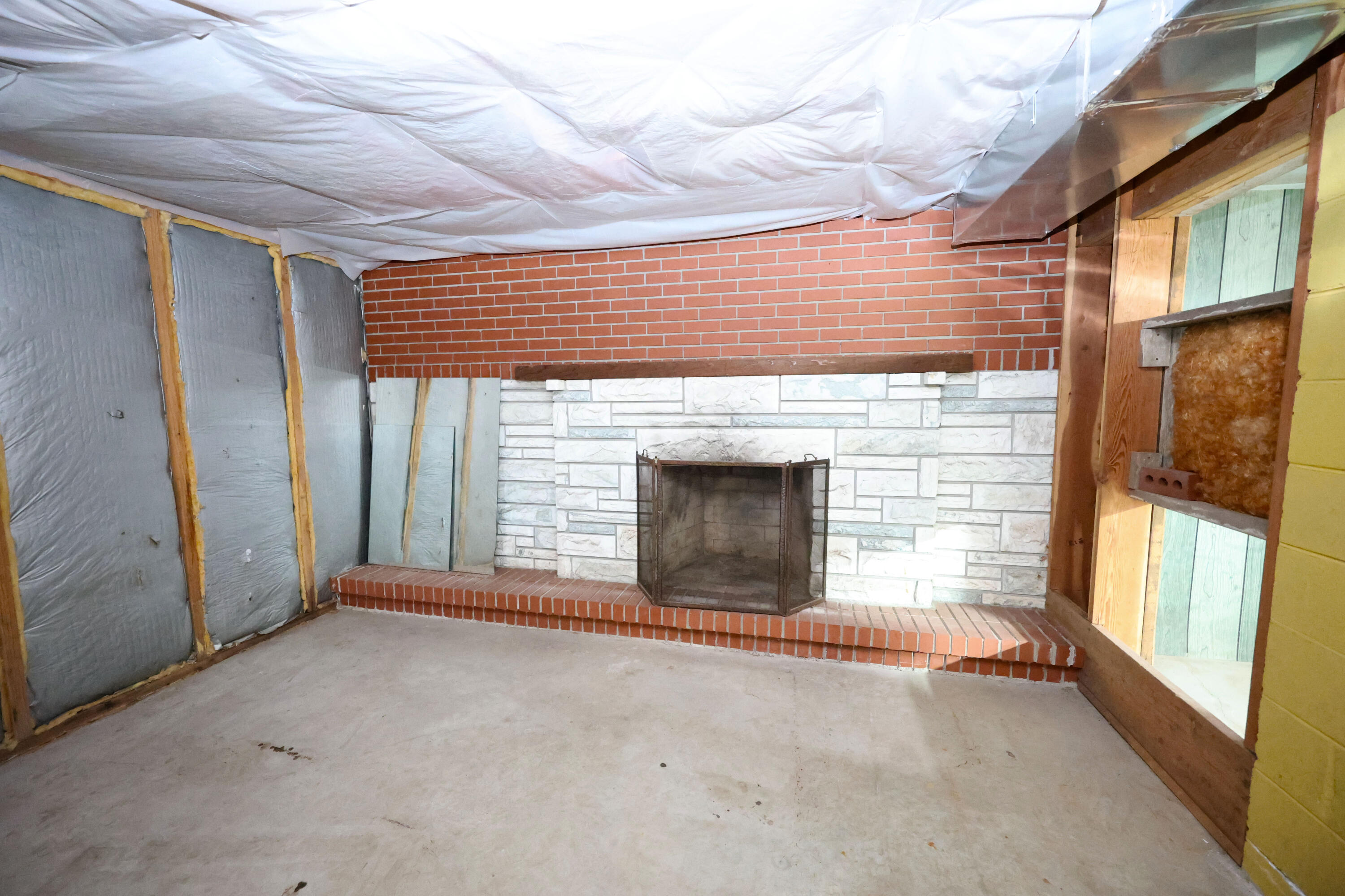 28902 Yaw Street Dowagiac MI 49047