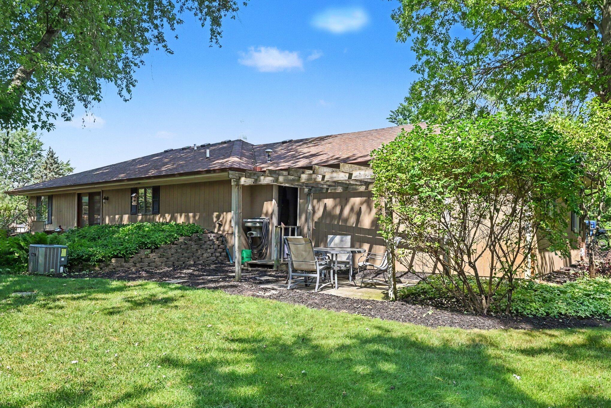 244 N 160th Avenue Holland MI 49424