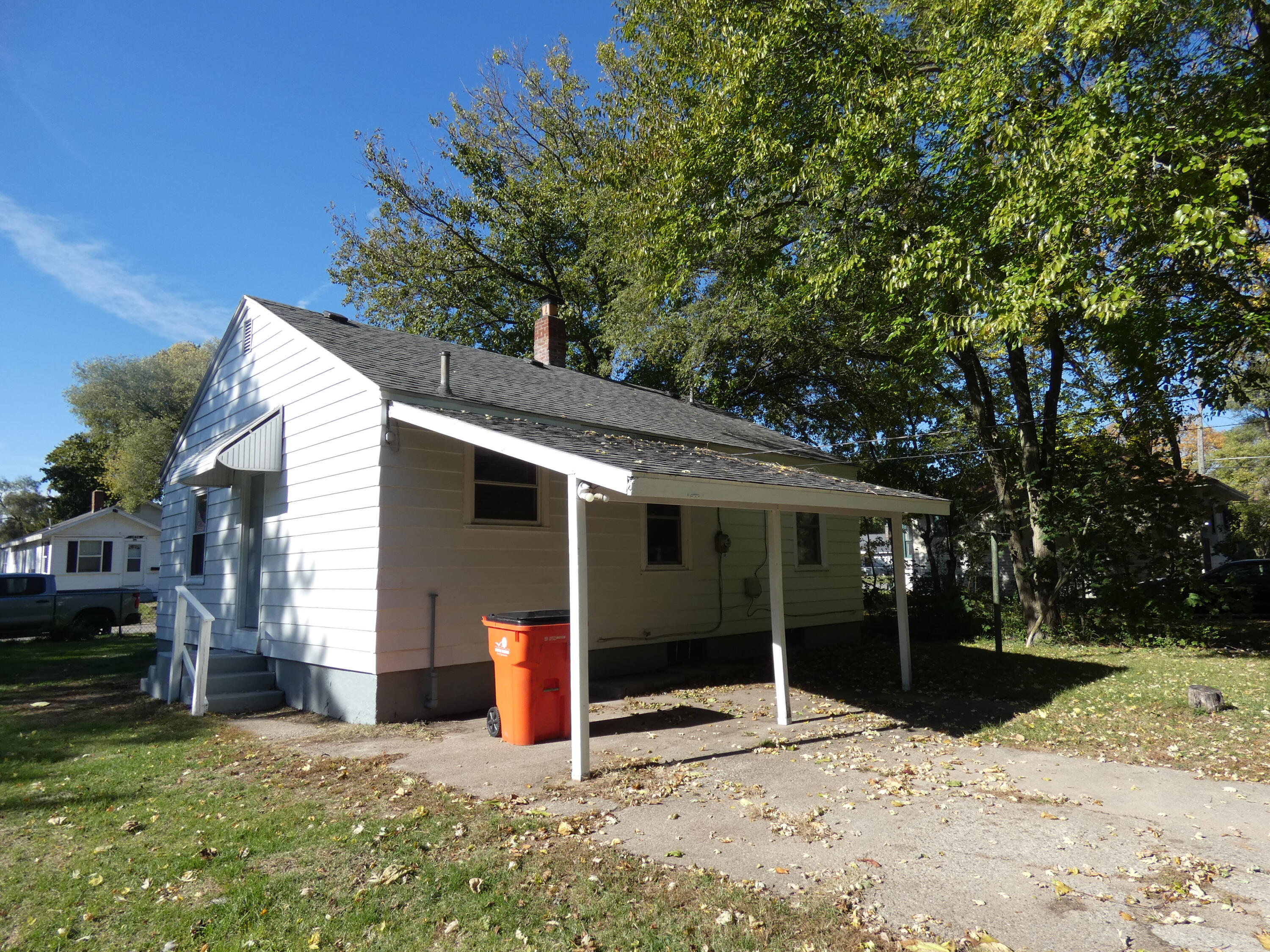 1027 Superior Street Benton Harbor MI 49022