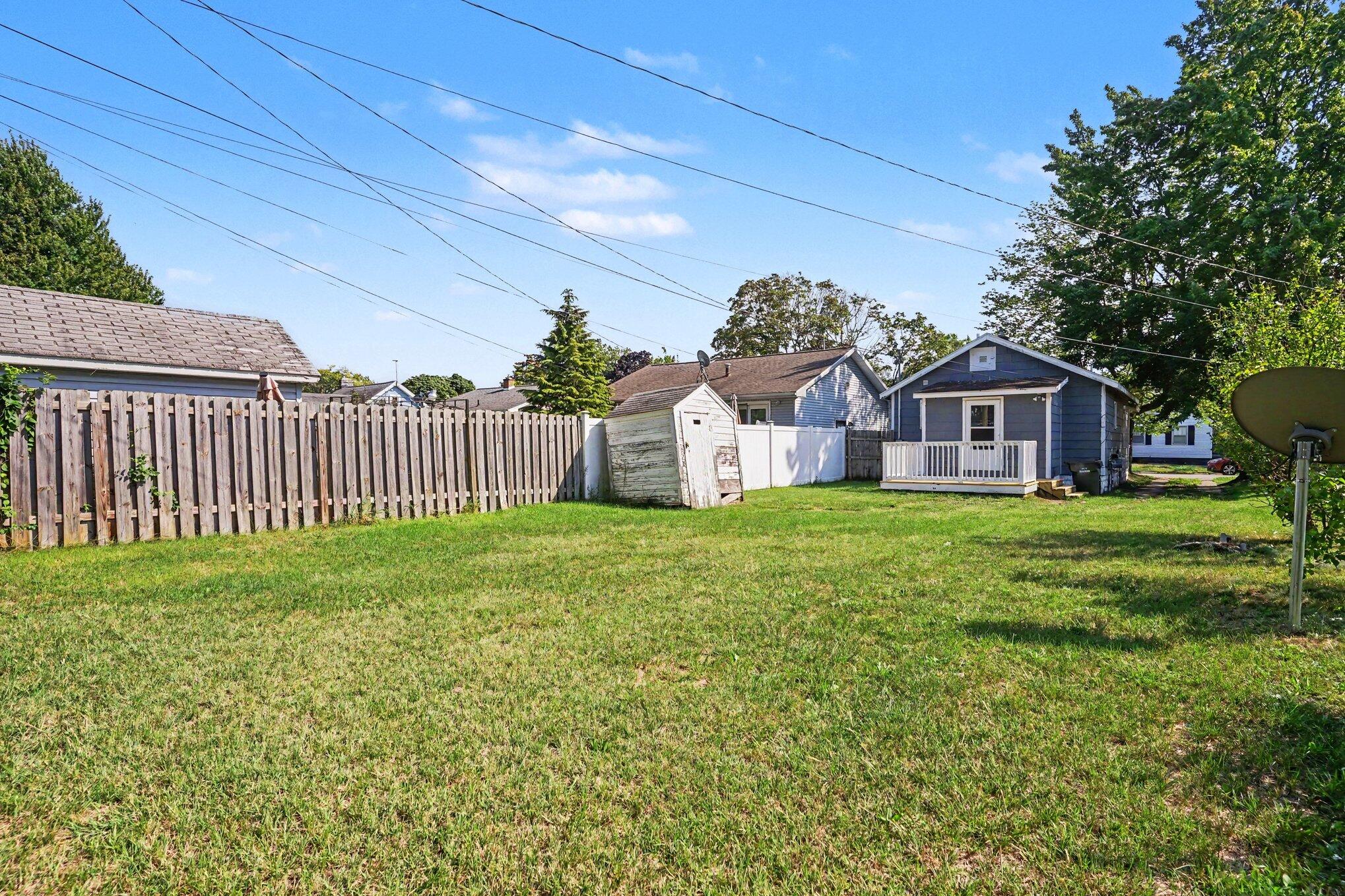 1960 Letart Avenue Muskegon MI 49441