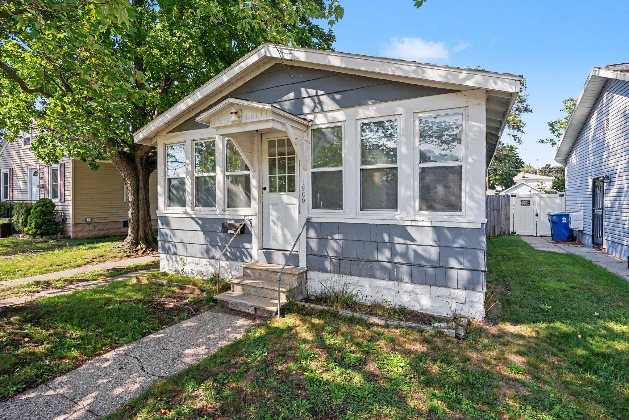1960 Letart Avenue Muskegon MI 49441