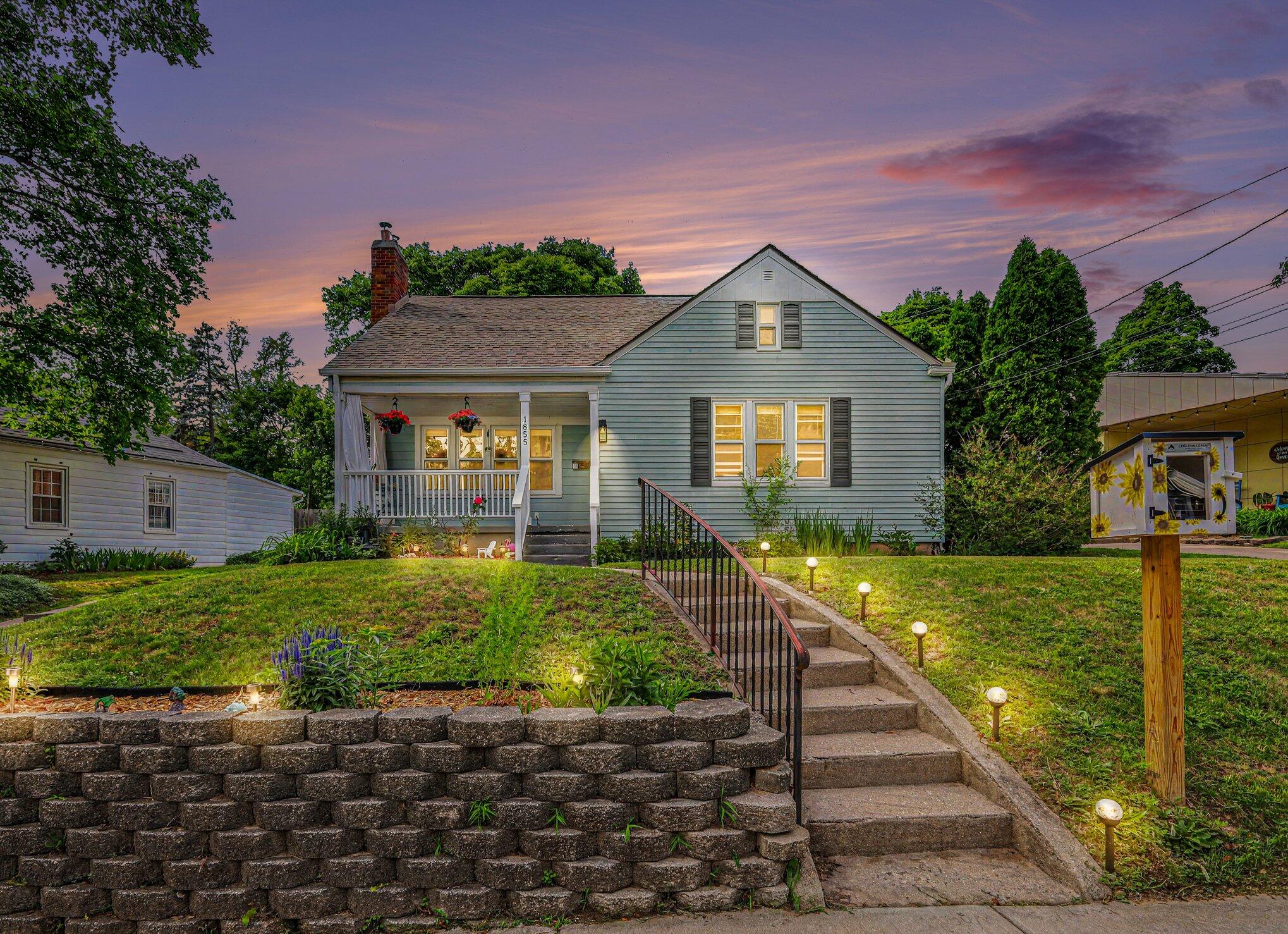 1855 Philadelphia Avenue SE Grand Rapids MI 49507