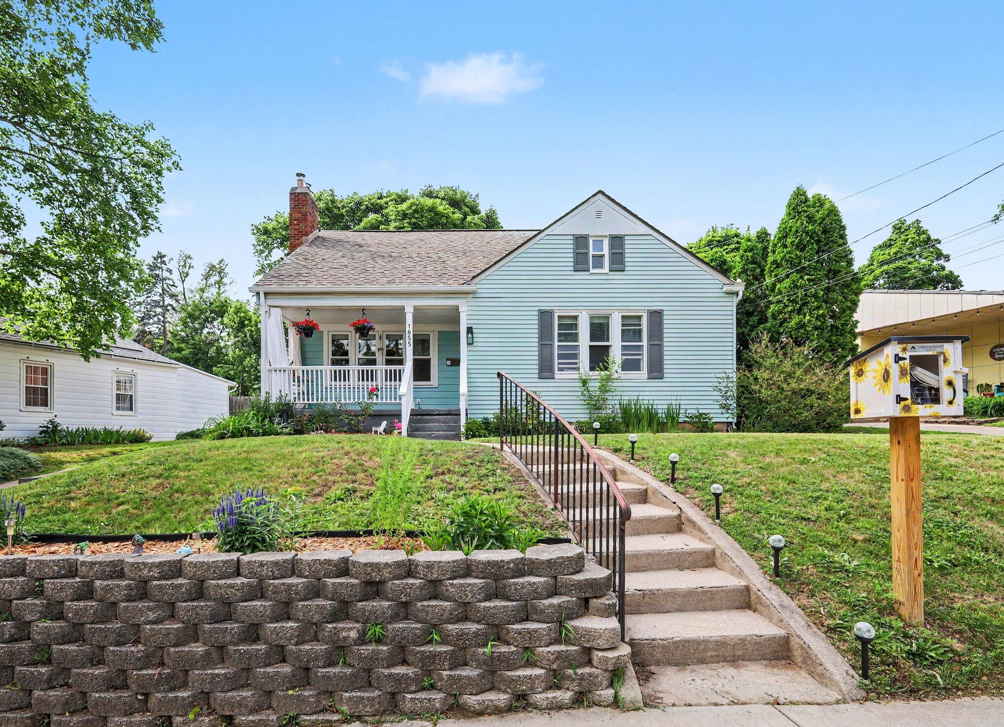 1855 Philadelphia Avenue SE Grand Rapids MI 49507